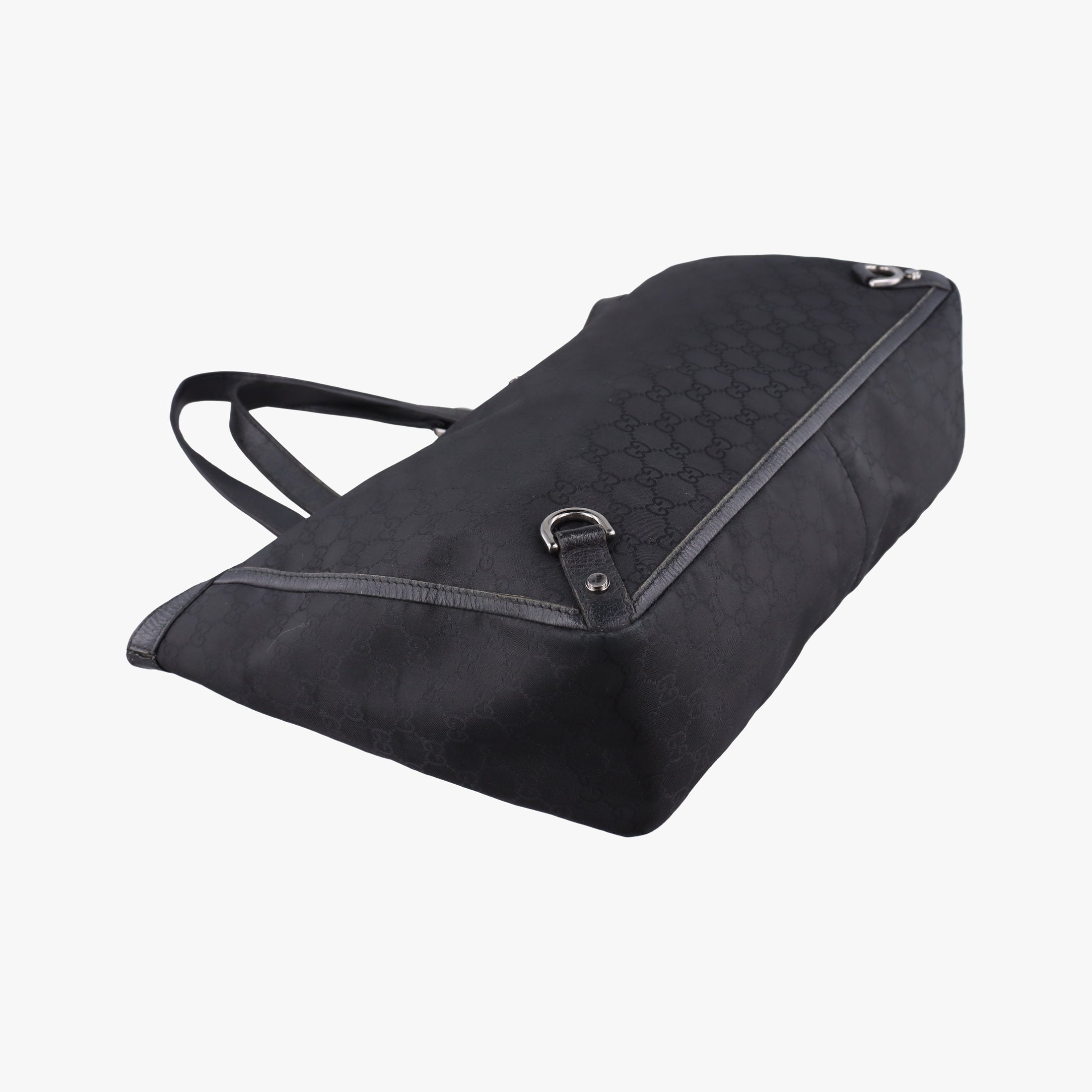 Pre-owned Gucci Abbey Black Canvas × Leather 293580 handbag | stylenewstar