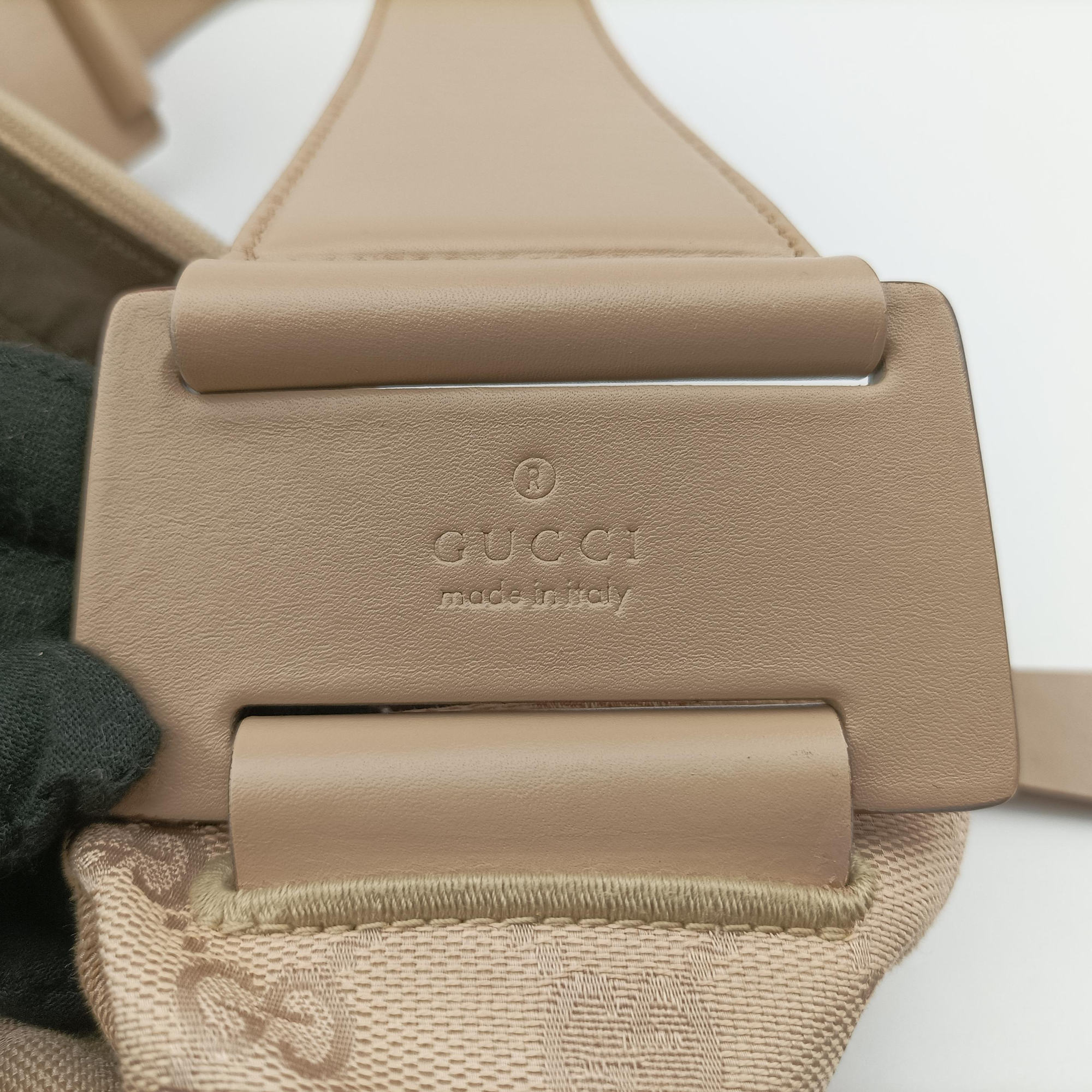 Pre-owned Gucci GG Canvas Beige Canvas x Leather 92699 handbag | stylenewstar