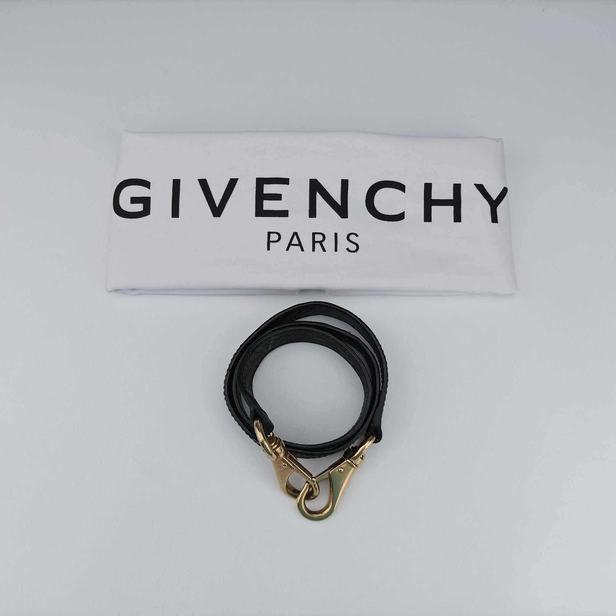 Pre-owned Givenchy Pandora Black Leather  shoulderbag | stylenewstar