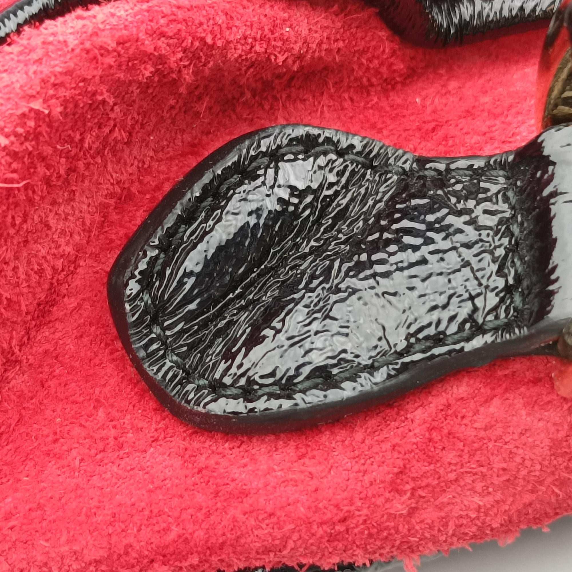 Pre-owned Gucci OPHIDIA Black×red suede×Patent Leather 517350 shoulderbag | stylenewstar