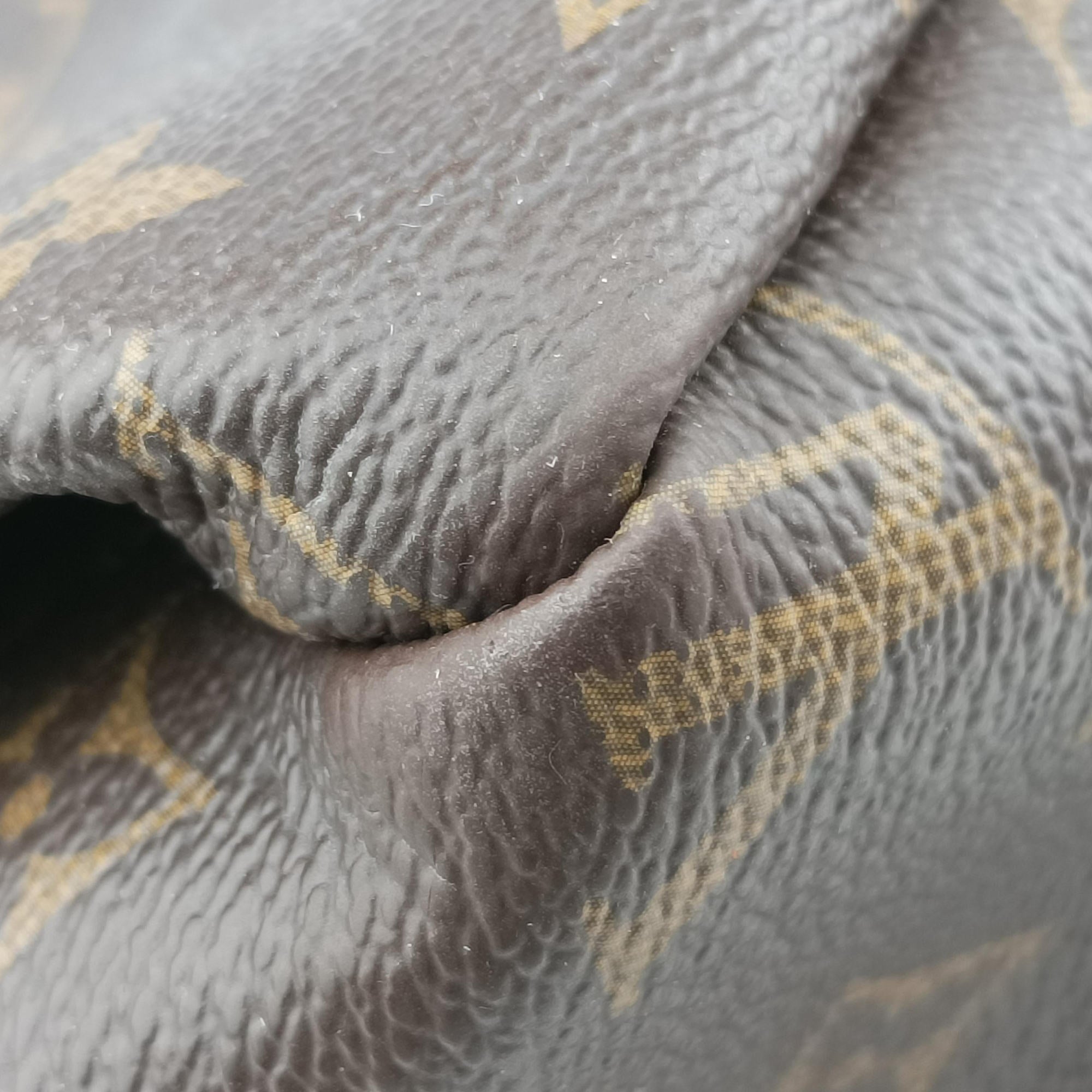 Vintage Louis Vuitton ARTSY MM Brown Monogram Canvas M40249 shoulderbag | stylenewstar
