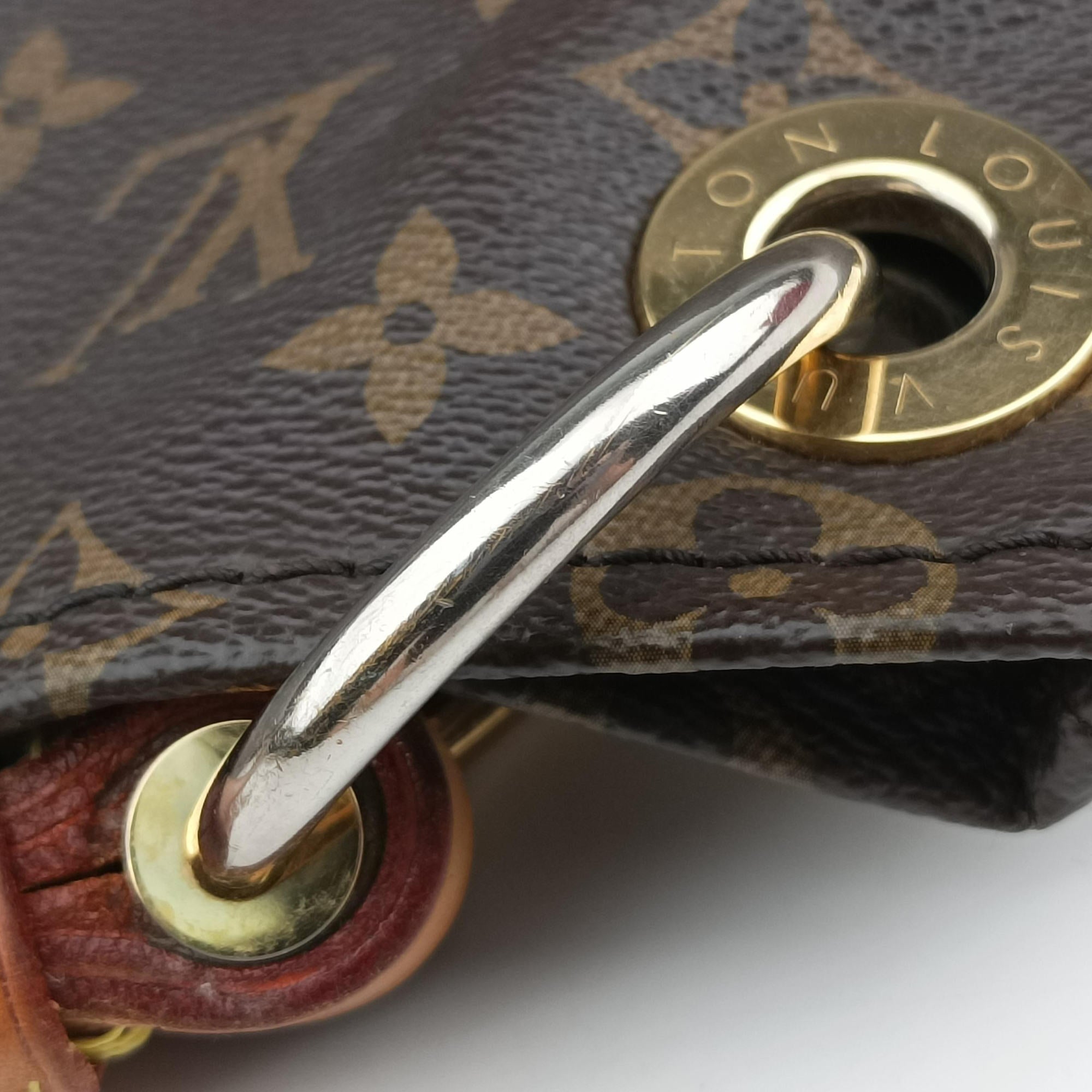 Vintage Louis Vuitton ARTSY MM Brown Monogram Canvas M40249 shoulderbag | stylenewstar