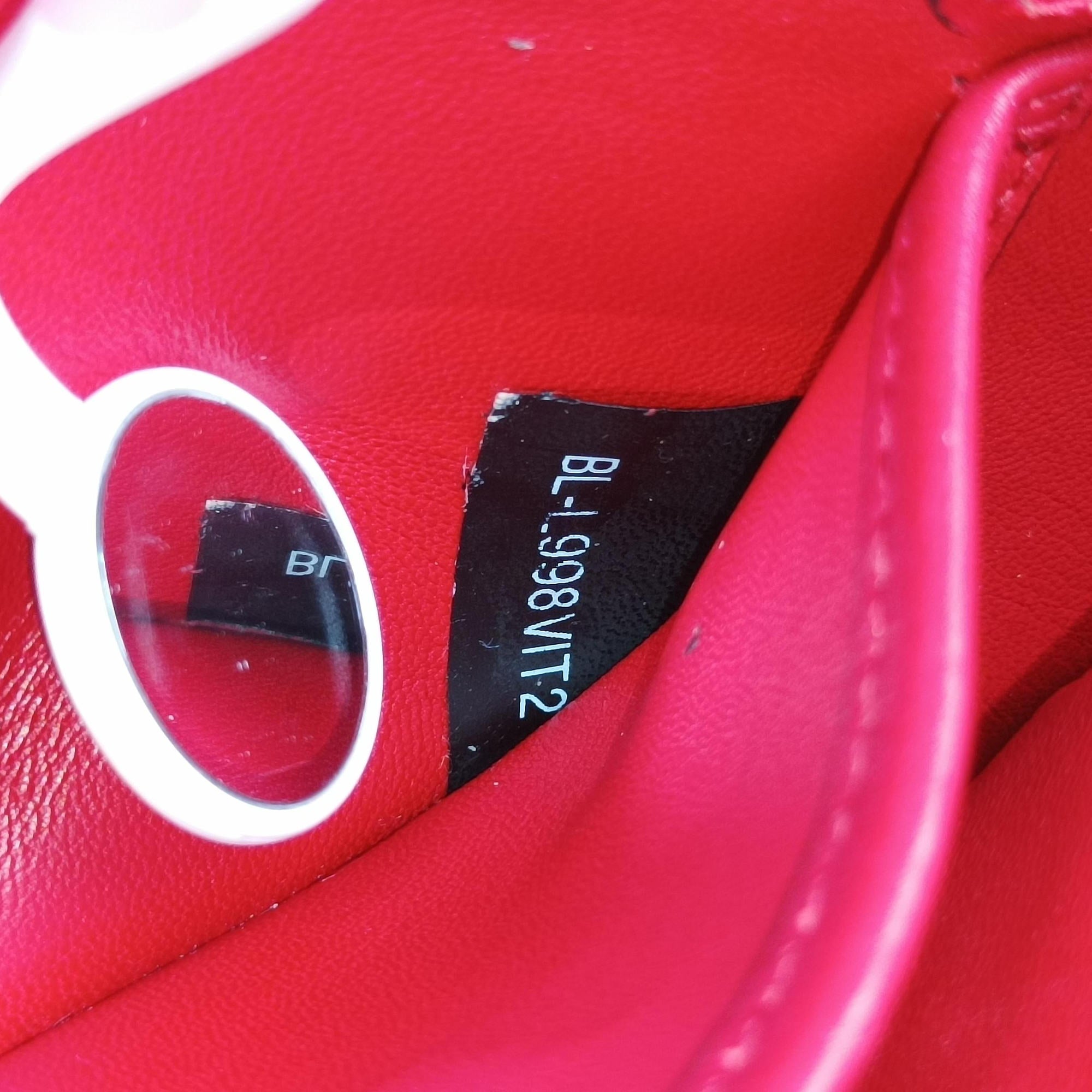 Pre-owned Valentino My Rockstud Red Leather  shoulderbag | stylenewstar
