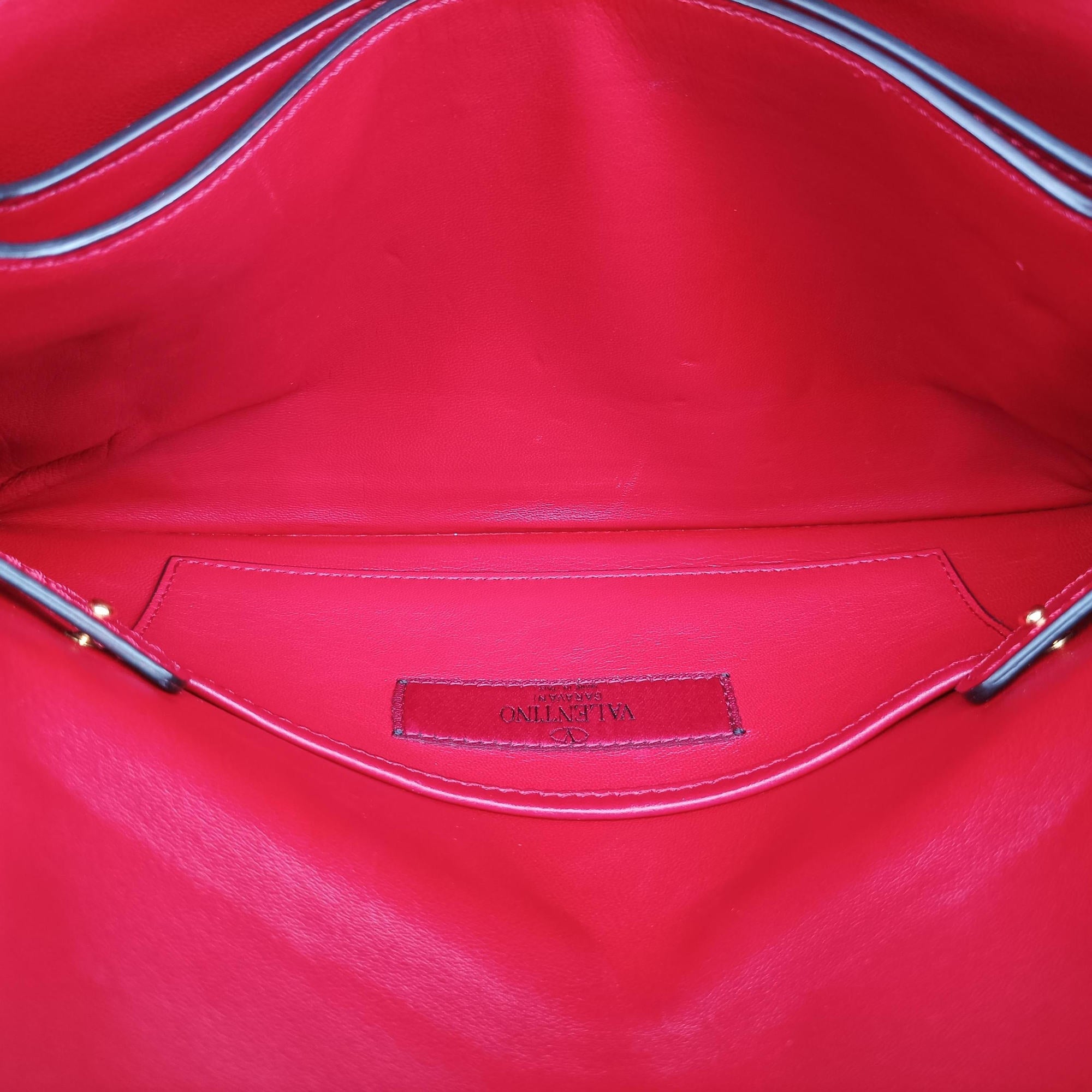 Pre-owned Valentino My Rockstud Red Leather  shoulderbag | stylenewstar