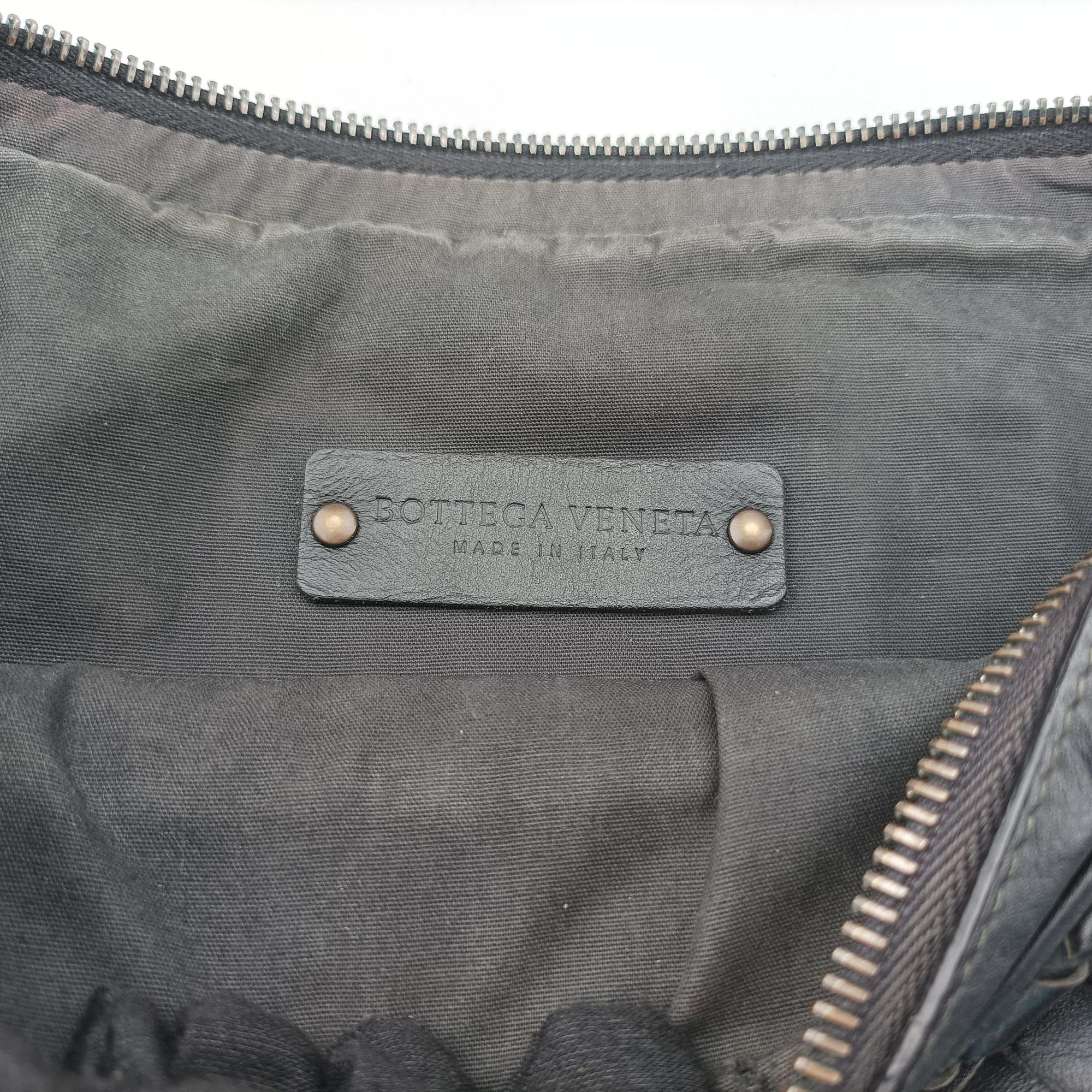 Pre-owned Bottega Veneta Intrecciato Black lambskin  shoulderbag | stylenewstar