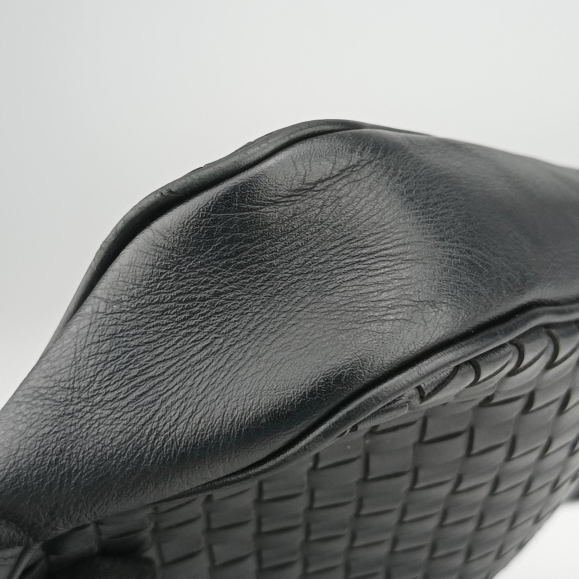 Pre-owned Bottega Veneta Intrecciato Black lambskin  shoulderbag | stylenewstar