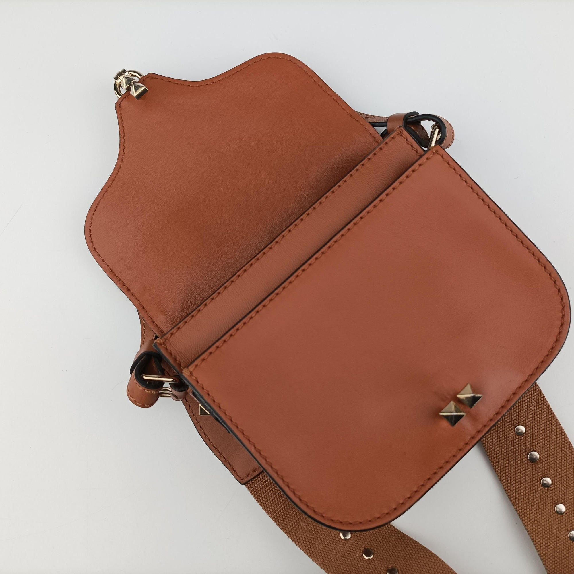 Pre-owned Valentino Rockstud Brown Leather  shoulderbag | stylenewstar
