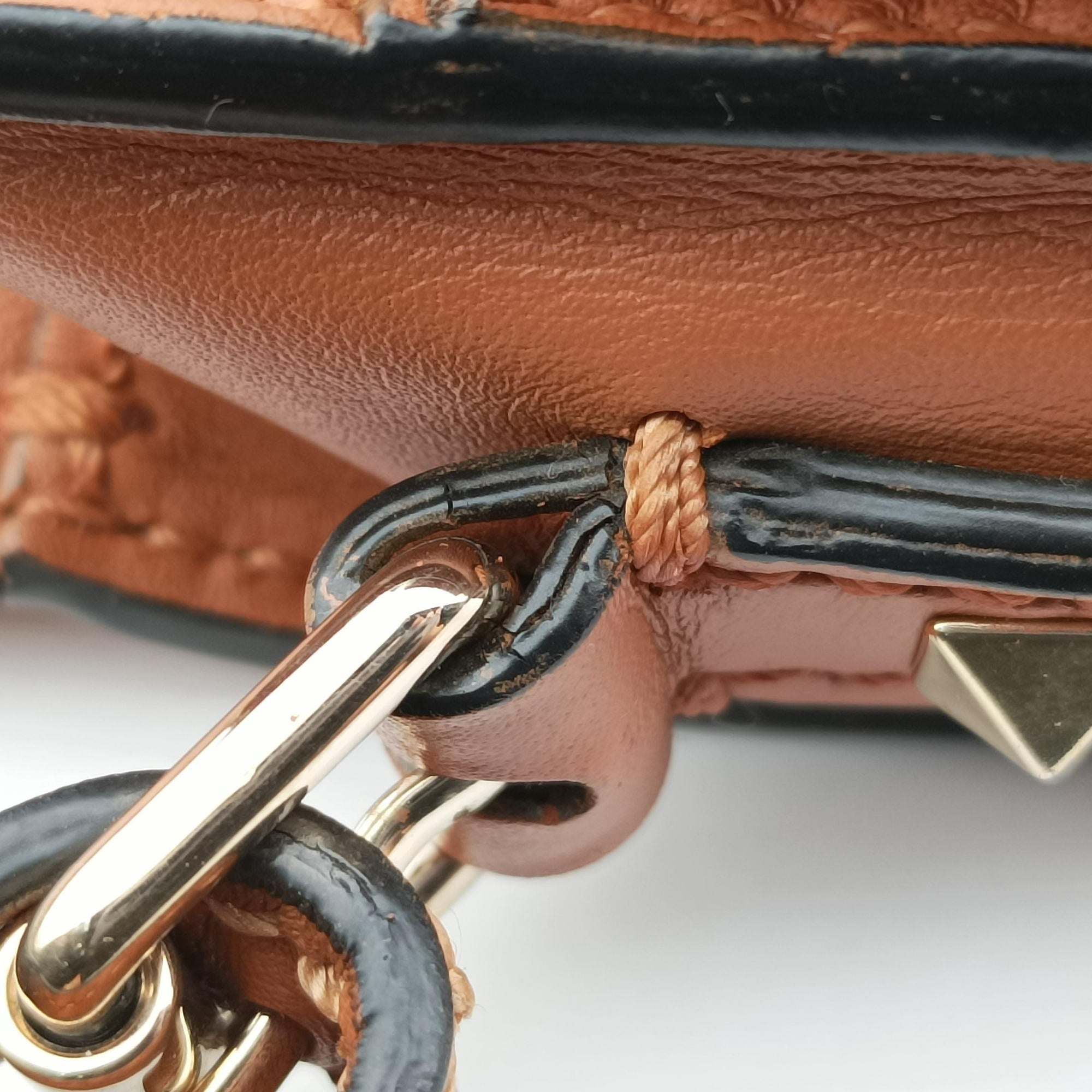 Pre-owned Valentino Rockstud Brown Leather  shoulderbag | stylenewstar