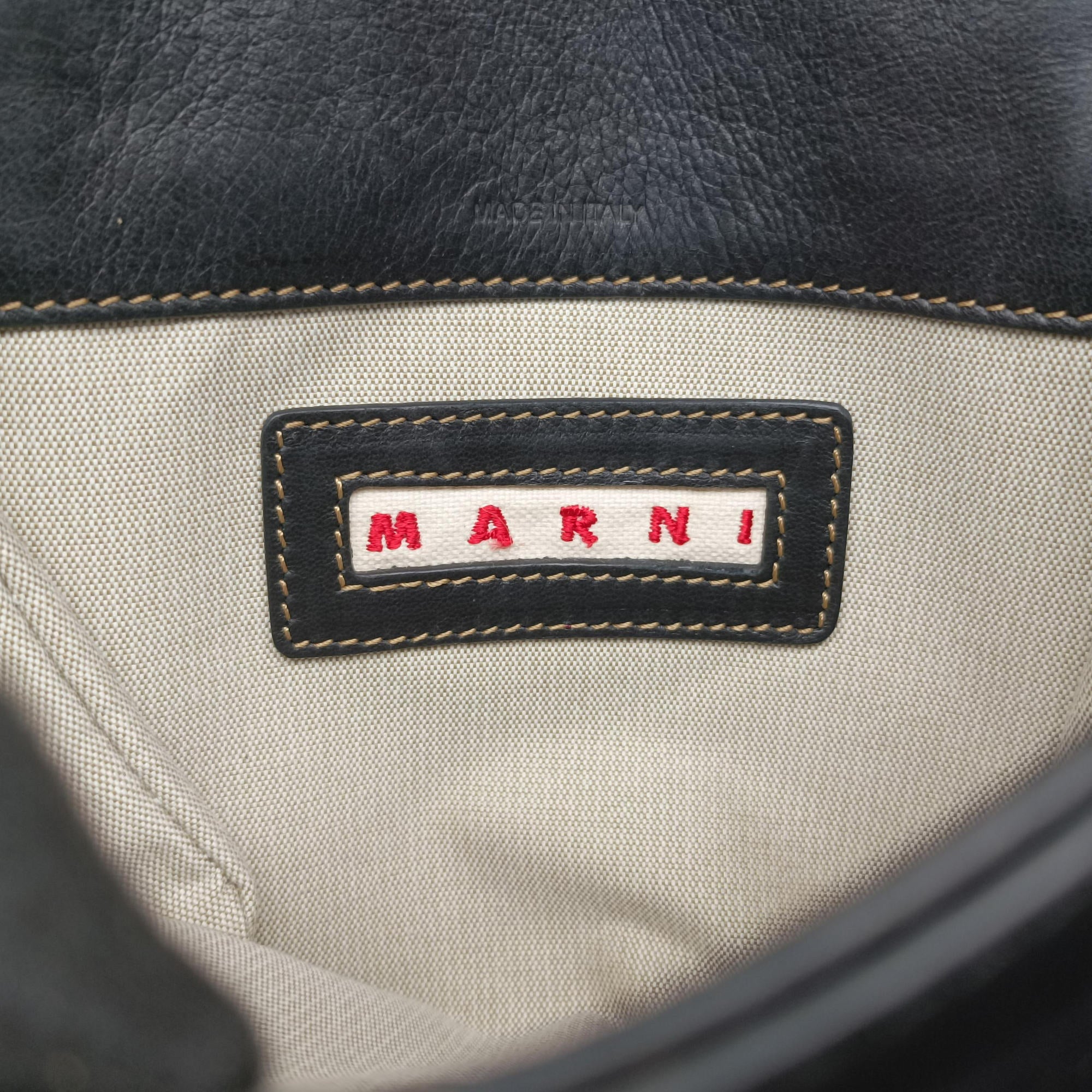 Pre-owned Marni Trunk Black Leather  shoulderbag | stylenewstar