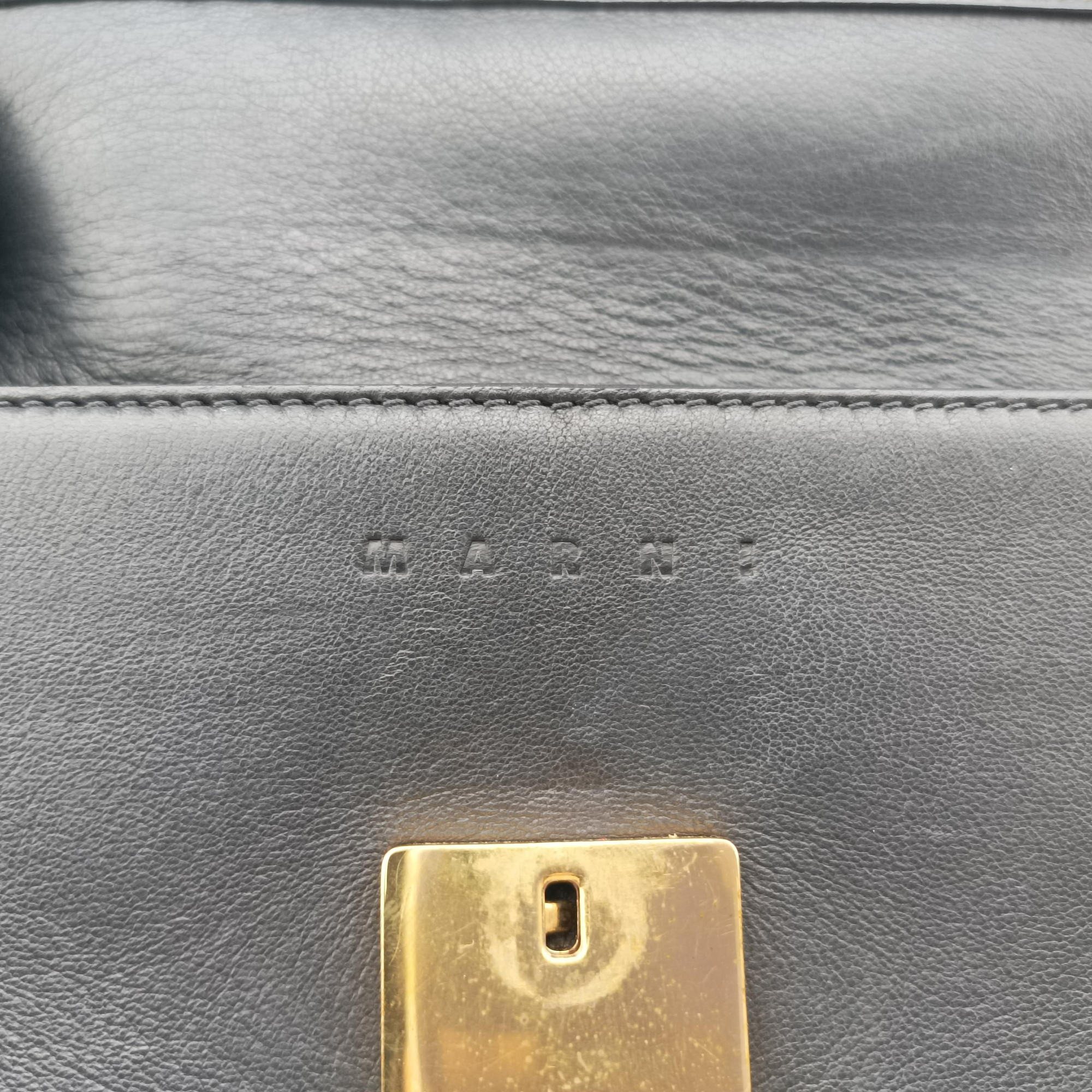 Pre-owned Marni Trunk Black Leather  shoulderbag | stylenewstar