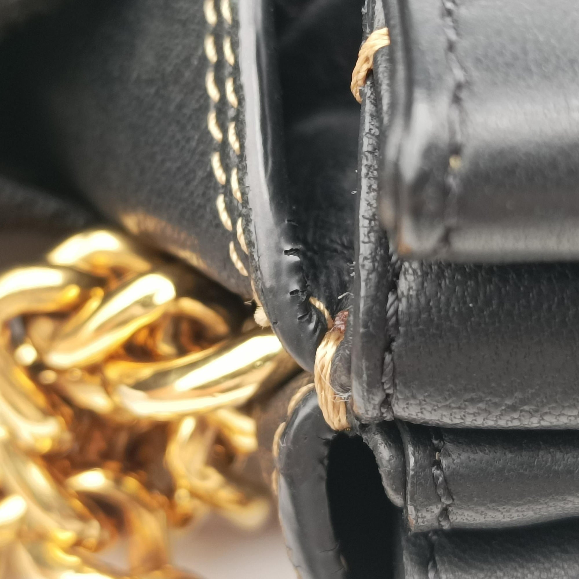 Pre-owned Marni Trunk Black Leather  shoulderbag | stylenewstar