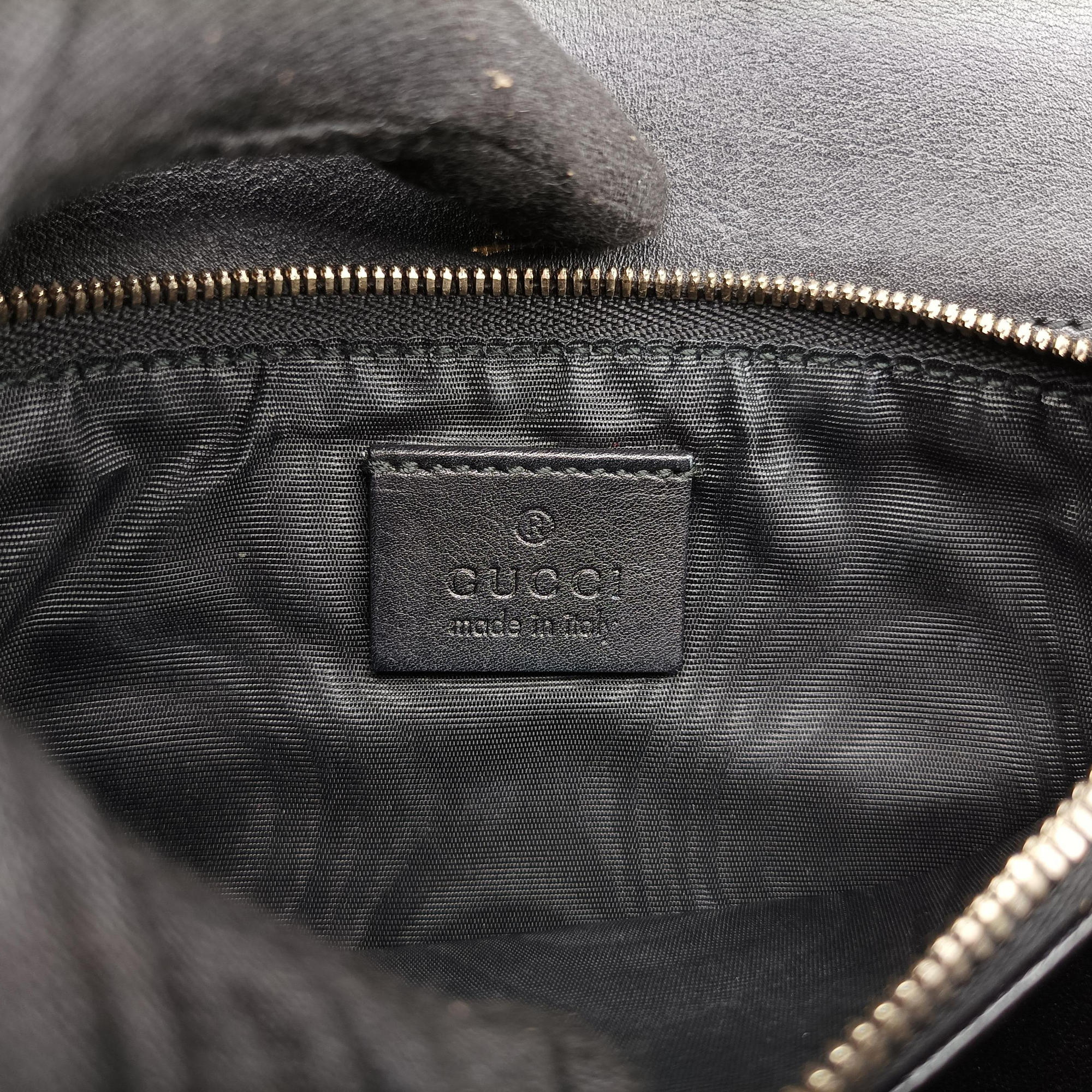 Secondhand Gucci Interlocking 1973 Flap Black Leather 277522 shoulderbag | stylenewstar