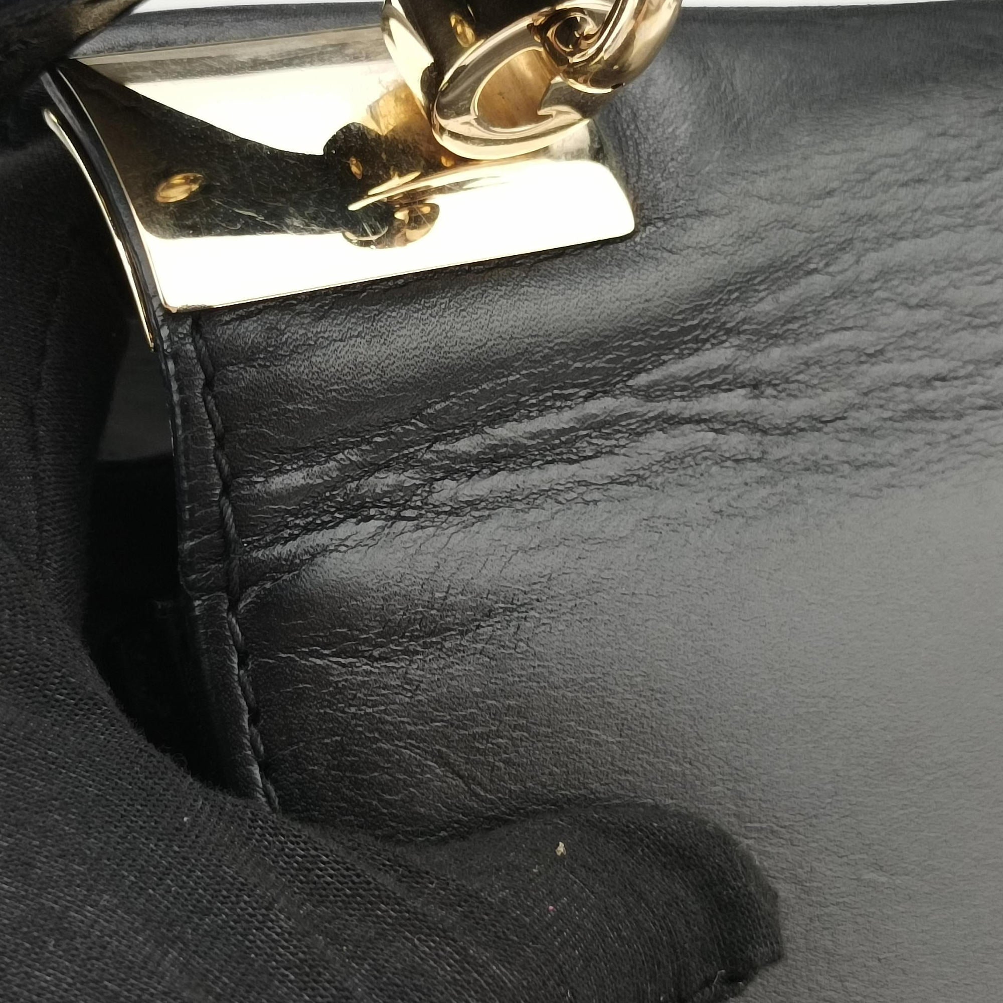 Secondhand Gucci Interlocking 1973 Flap Black Leather 277522 shoulderbag | stylenewstar