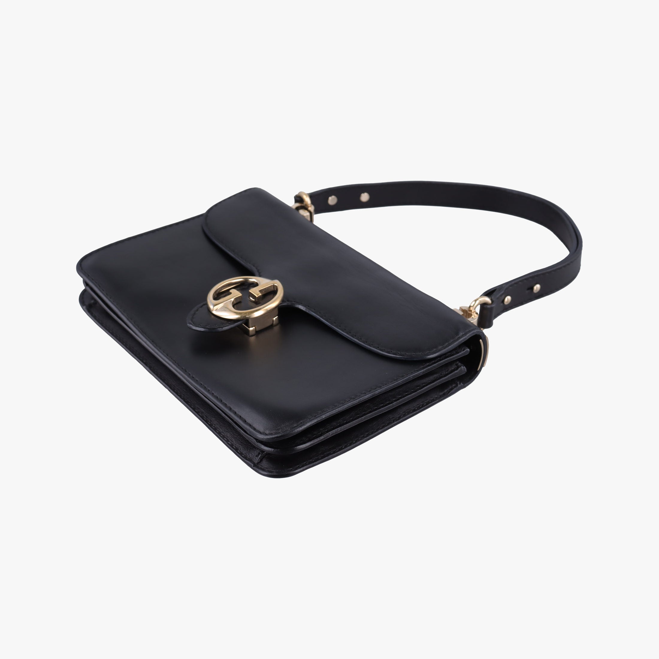 Secondhand Gucci Interlocking 1973 Flap Black Leather 277522 shoulderbag | stylenewstar