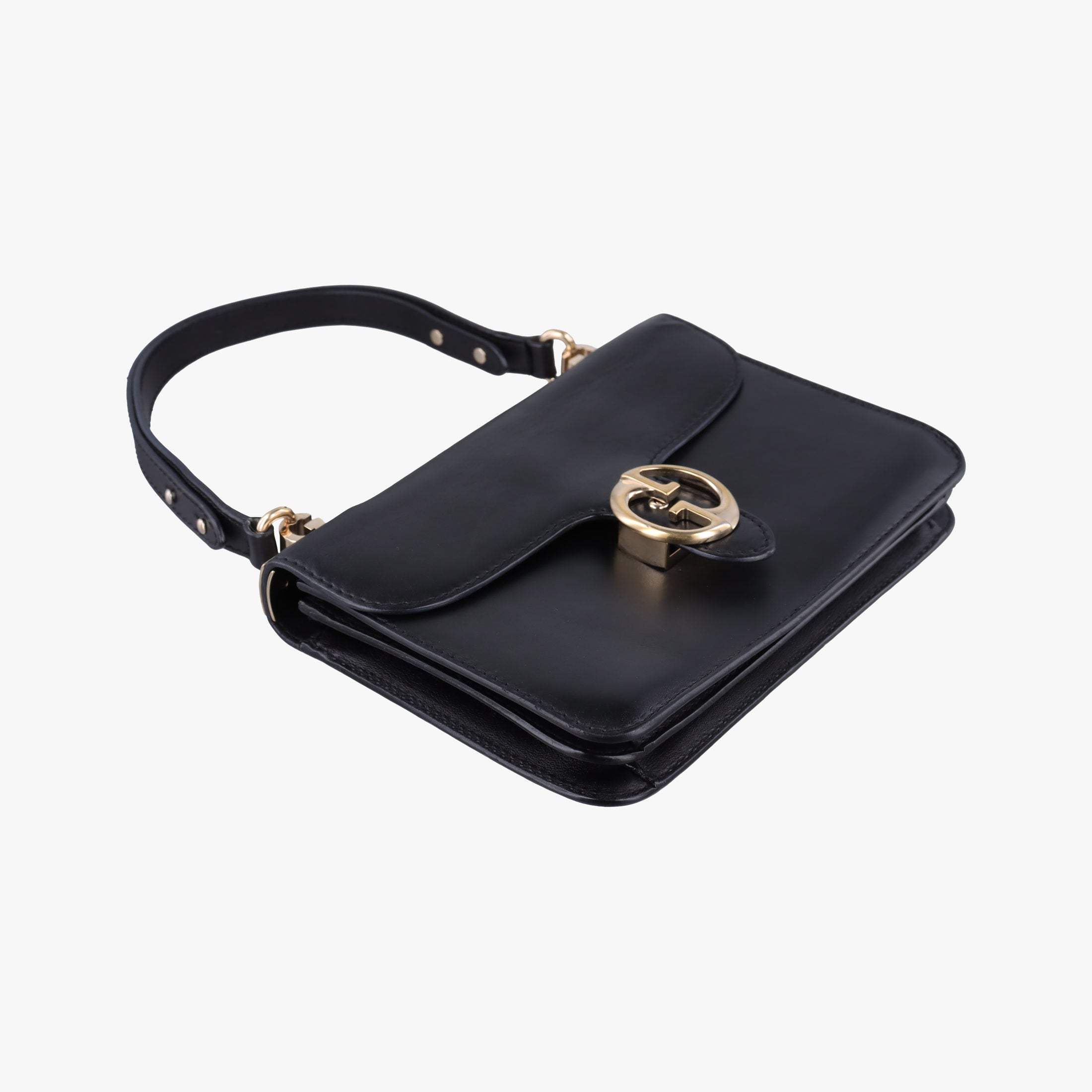 Secondhand Gucci Interlocking 1973 Flap Black Leather 277522 shoulderbag | stylenewstar