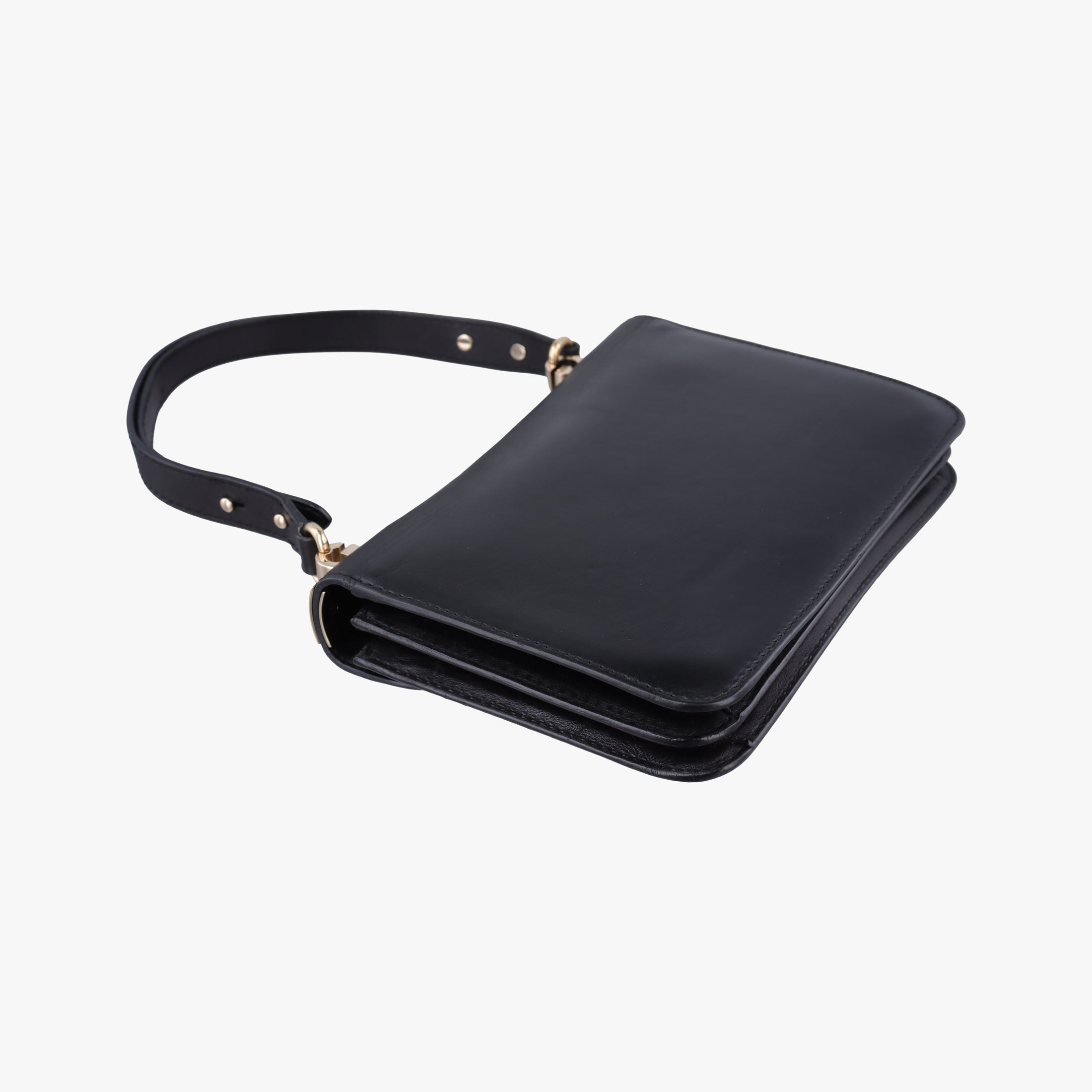 Secondhand Gucci Interlocking 1973 Flap Black Leather 277522 shoulderbag | stylenewstar