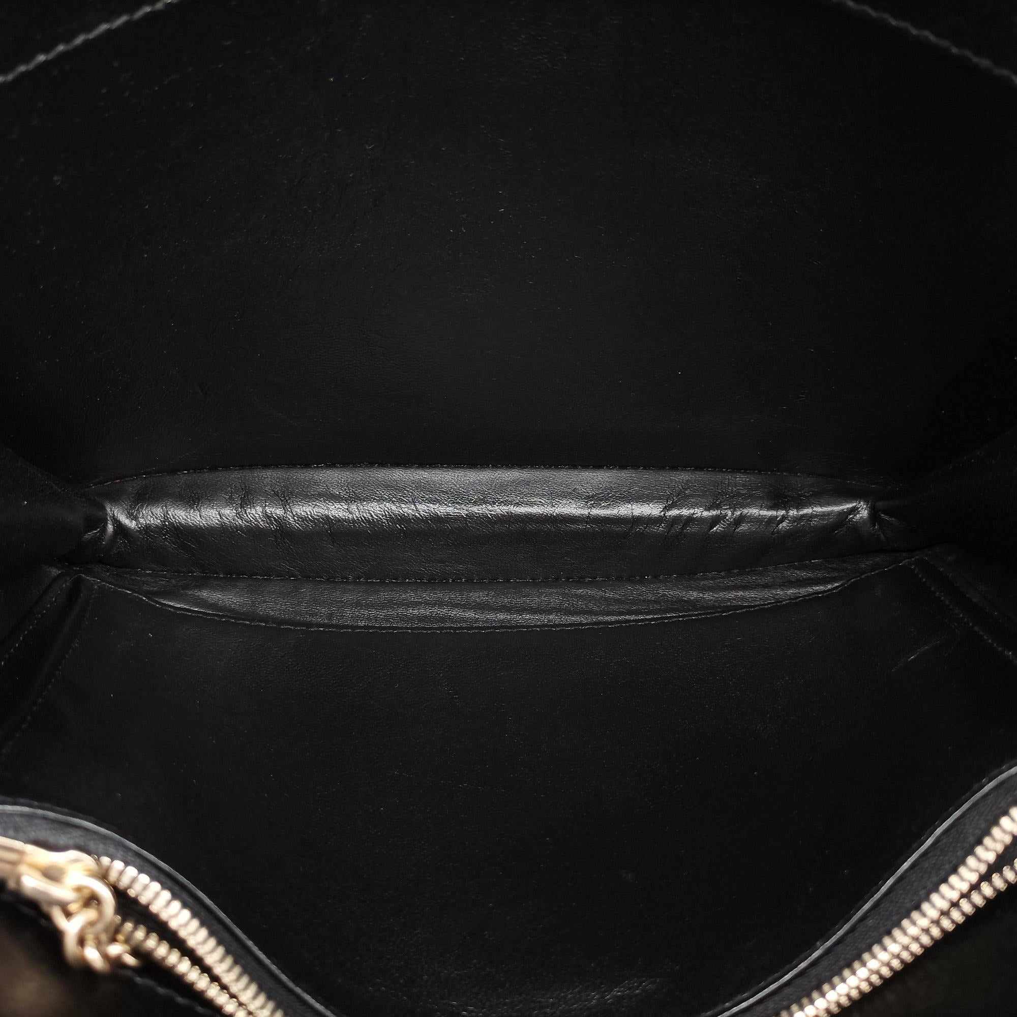 Secondhand Gucci Interlocking 1973 Flap Black Leather 277522 shoulderbag | stylenewstar