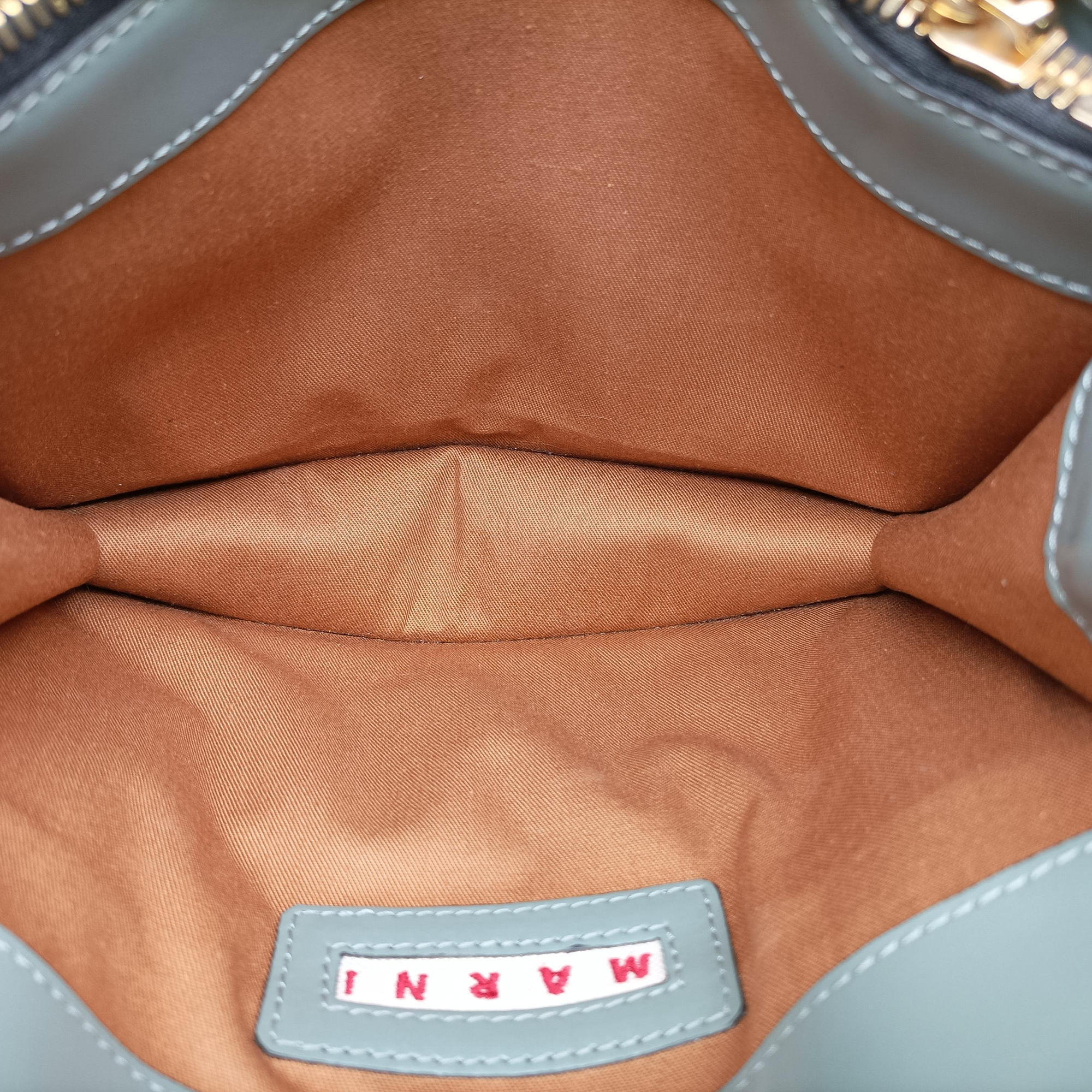 Pre-owned Marni TRUNK White × Green Leather  shoulderbag | stylenewstar