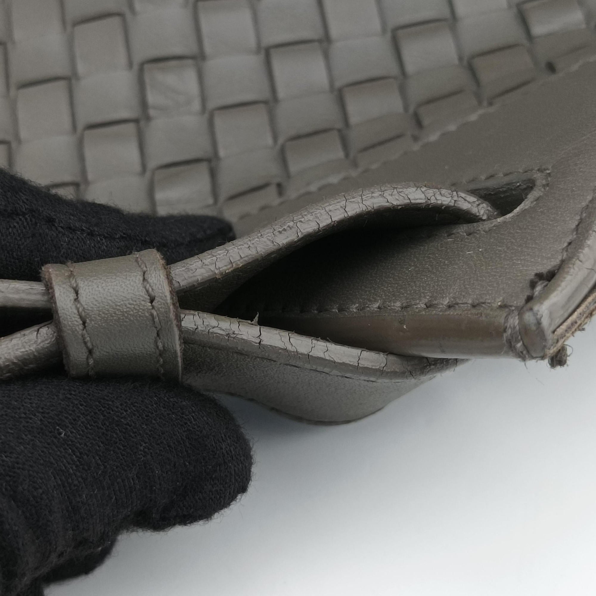 Pre-owned Bottega Veneta Intrecciato Grey lambskin  shoulderbag | stylenewstar