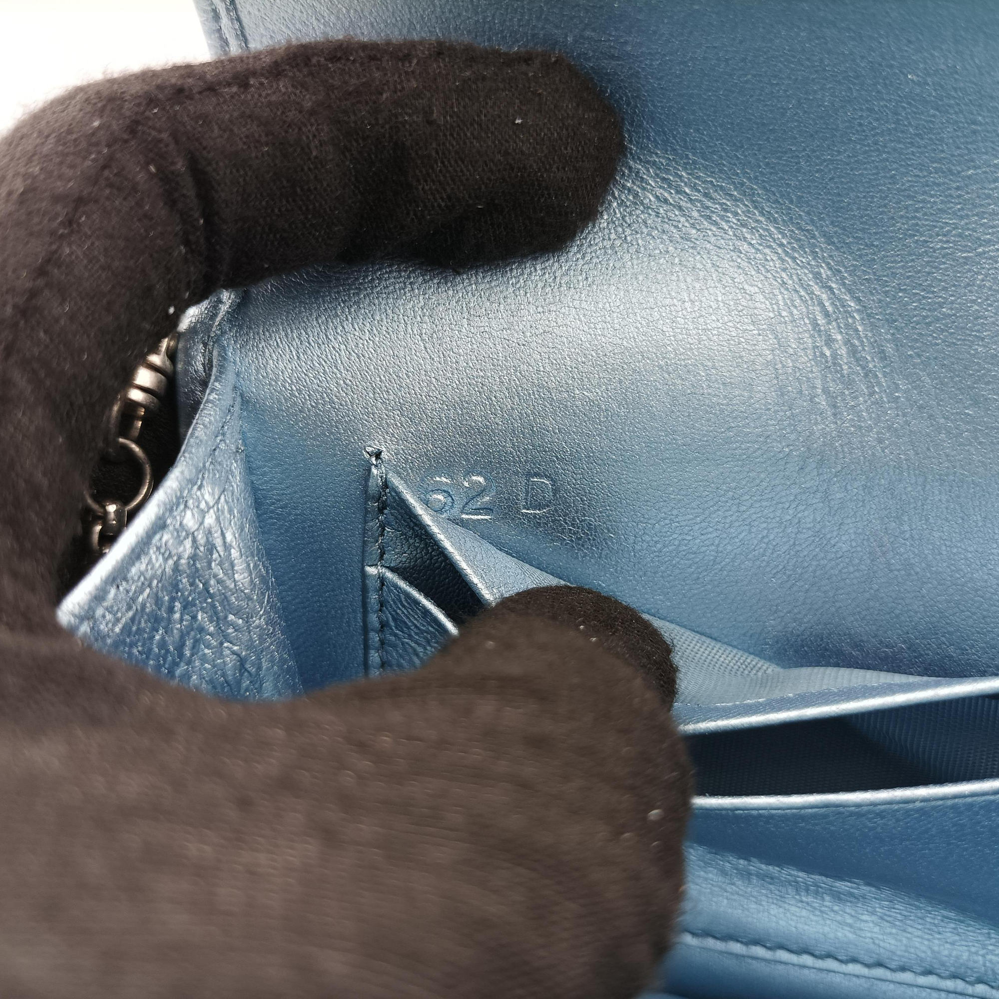 Secondhand Prada Diagramme Blue Leather  shoulderbag | stylenewstar