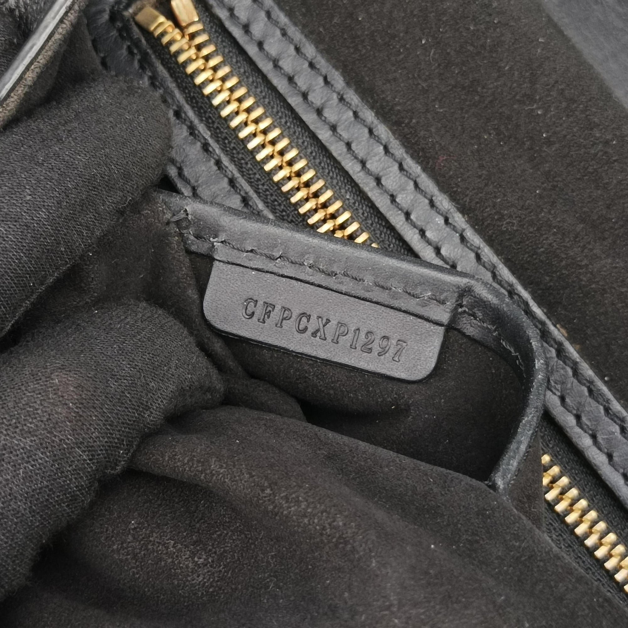 Vintage Burberry Bridle Black Leather  shoulderbag | stylenewstar