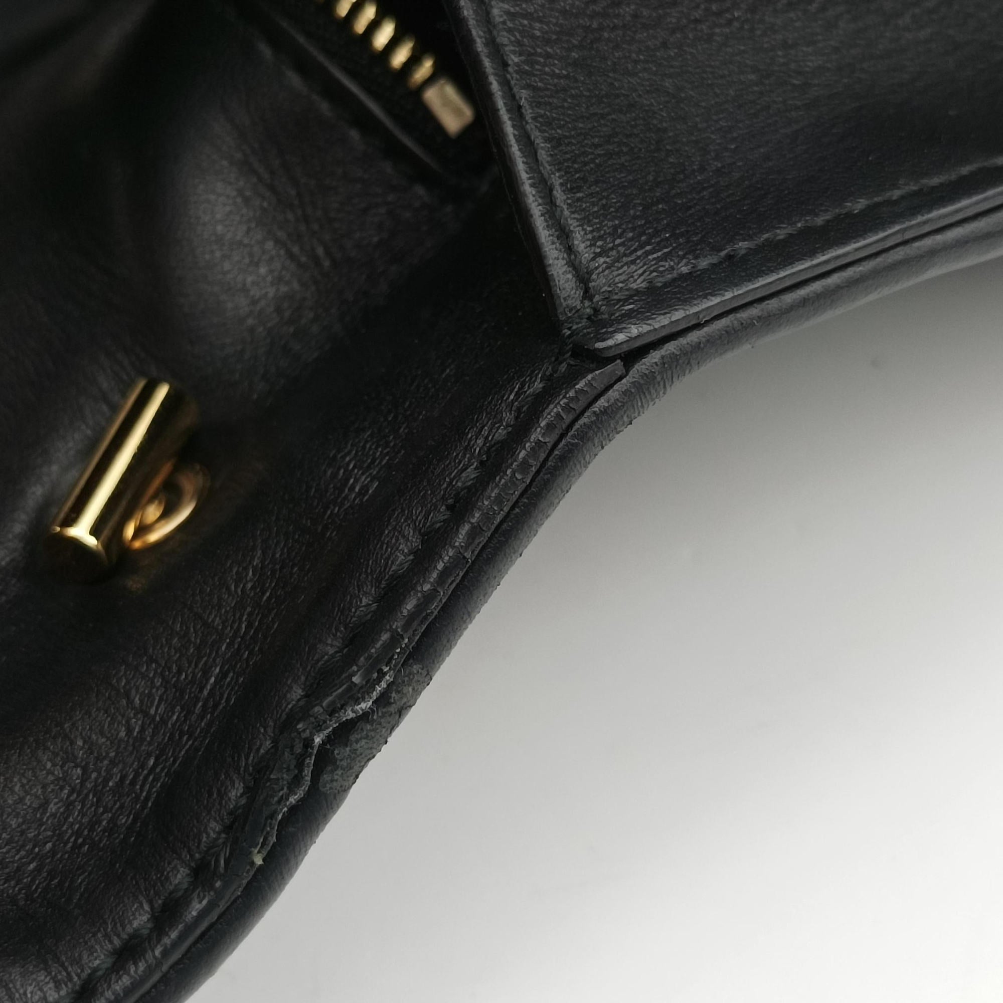 Secondhand Ferragamo Vara Logo Ribbon Stripe Black Leather  shoulderbag | stylenewstar