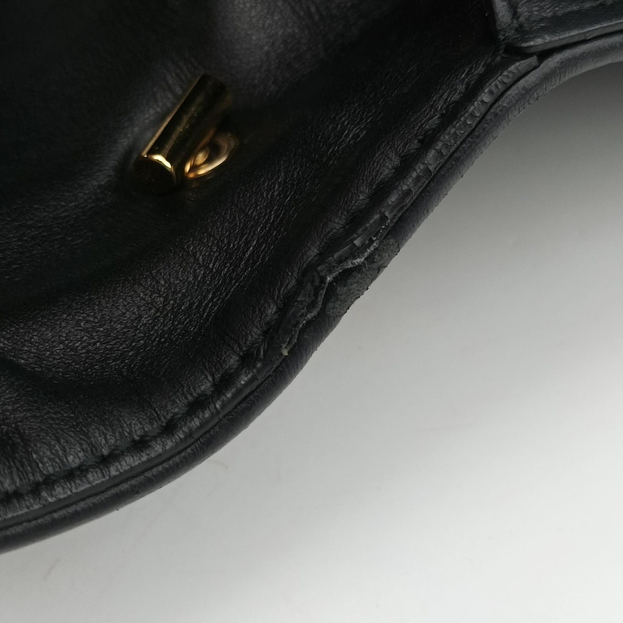 Secondhand Ferragamo Vara Logo Ribbon Stripe Black Leather  shoulderbag | stylenewstar