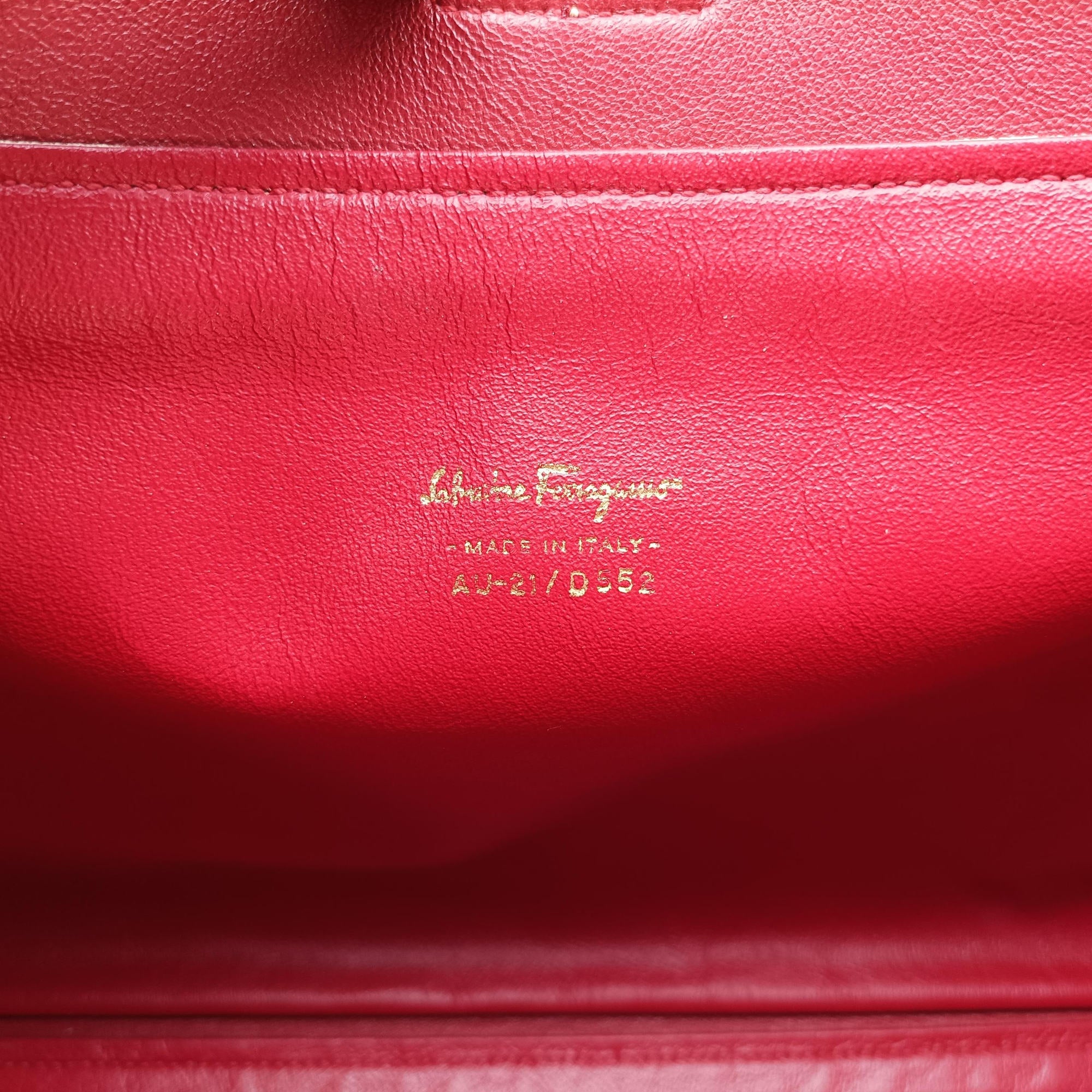 Vintage Ferragamo Gancini Juliet Beige leather  handbag | stylenewstar