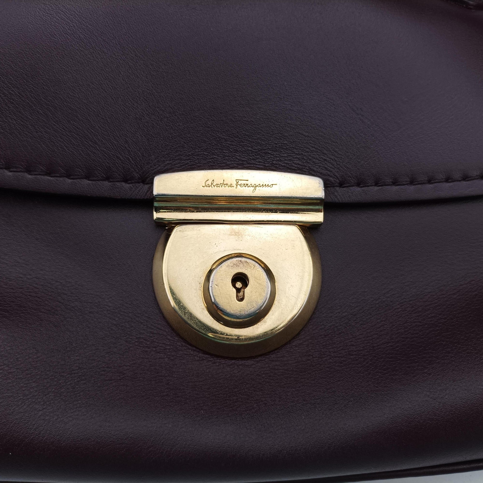 Pre-owned Ferragamo fiamma Burgundy Leather  handbag | stylenewstar