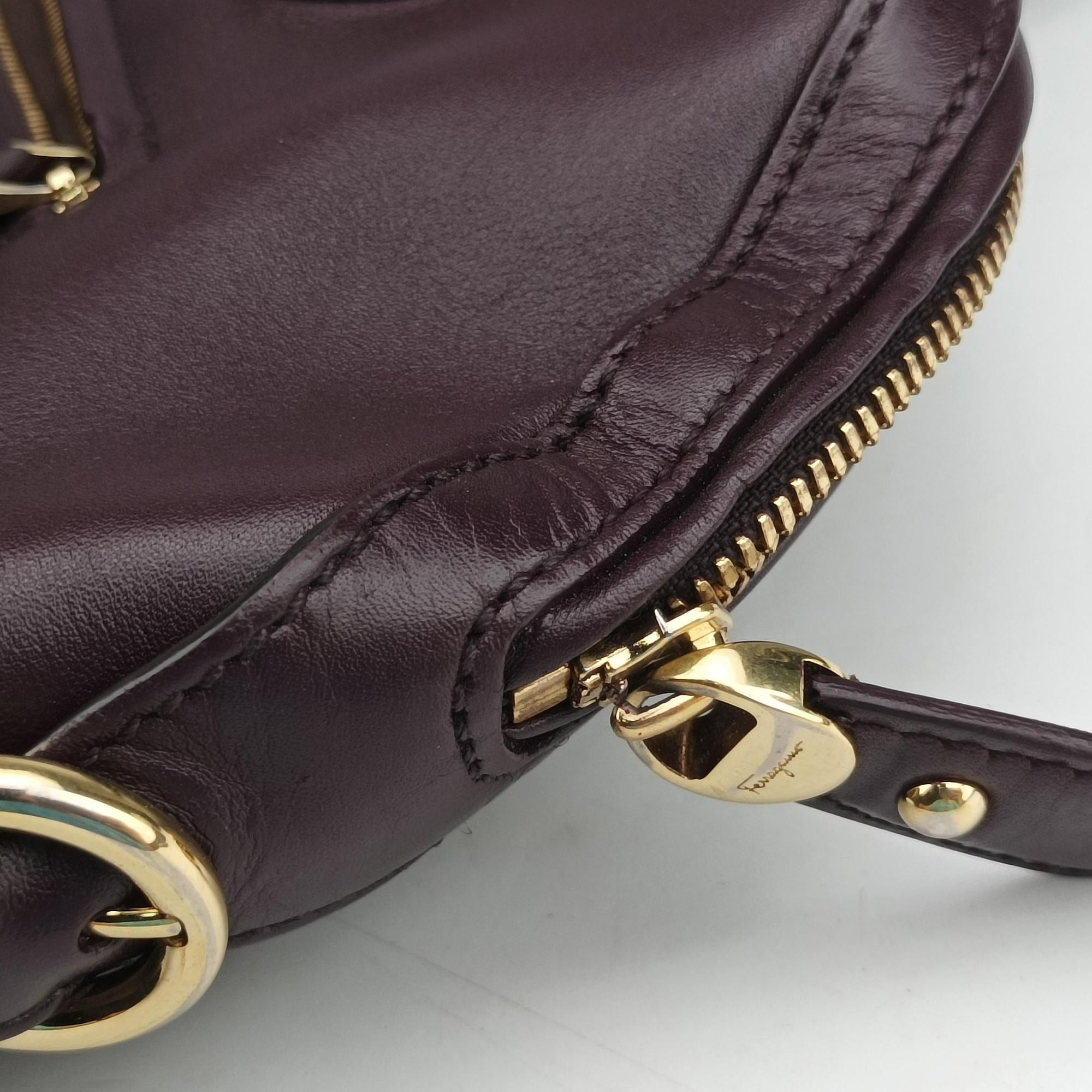 Pre-owned Ferragamo fiamma Burgundy Leather  handbag | stylenewstar