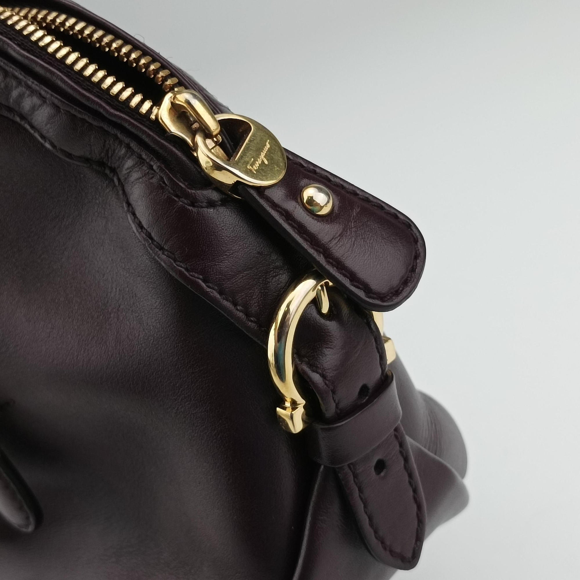 Pre-owned Ferragamo fiamma Burgundy Leather  handbag | stylenewstar