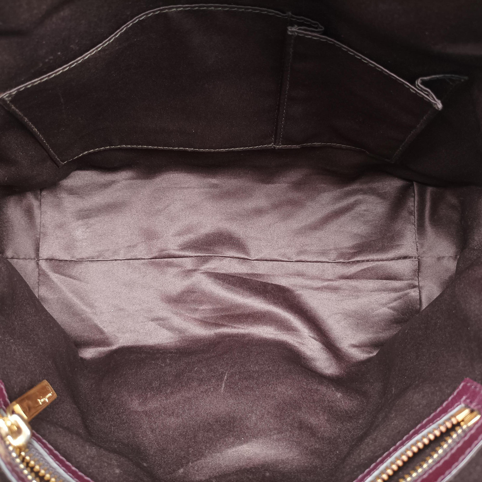 Pre-owned Ferragamo fiamma Burgundy Leather  handbag | stylenewstar