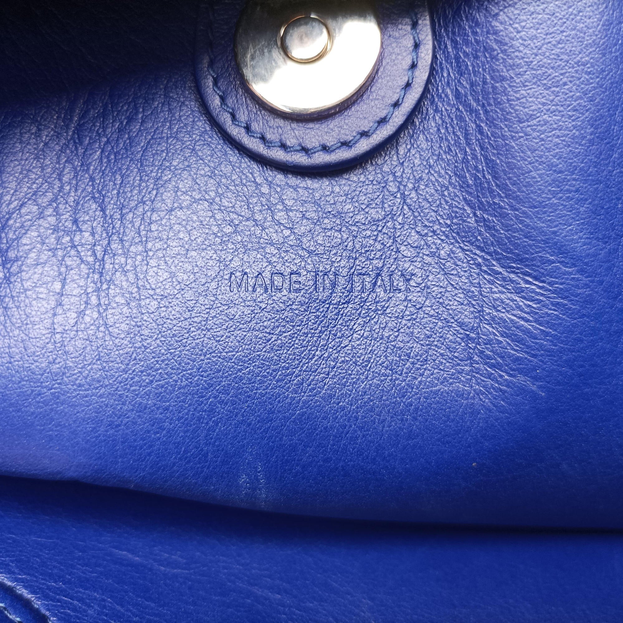 Pre-owned Christian Dior Addict Blue Leather  handbag | stylenewstar