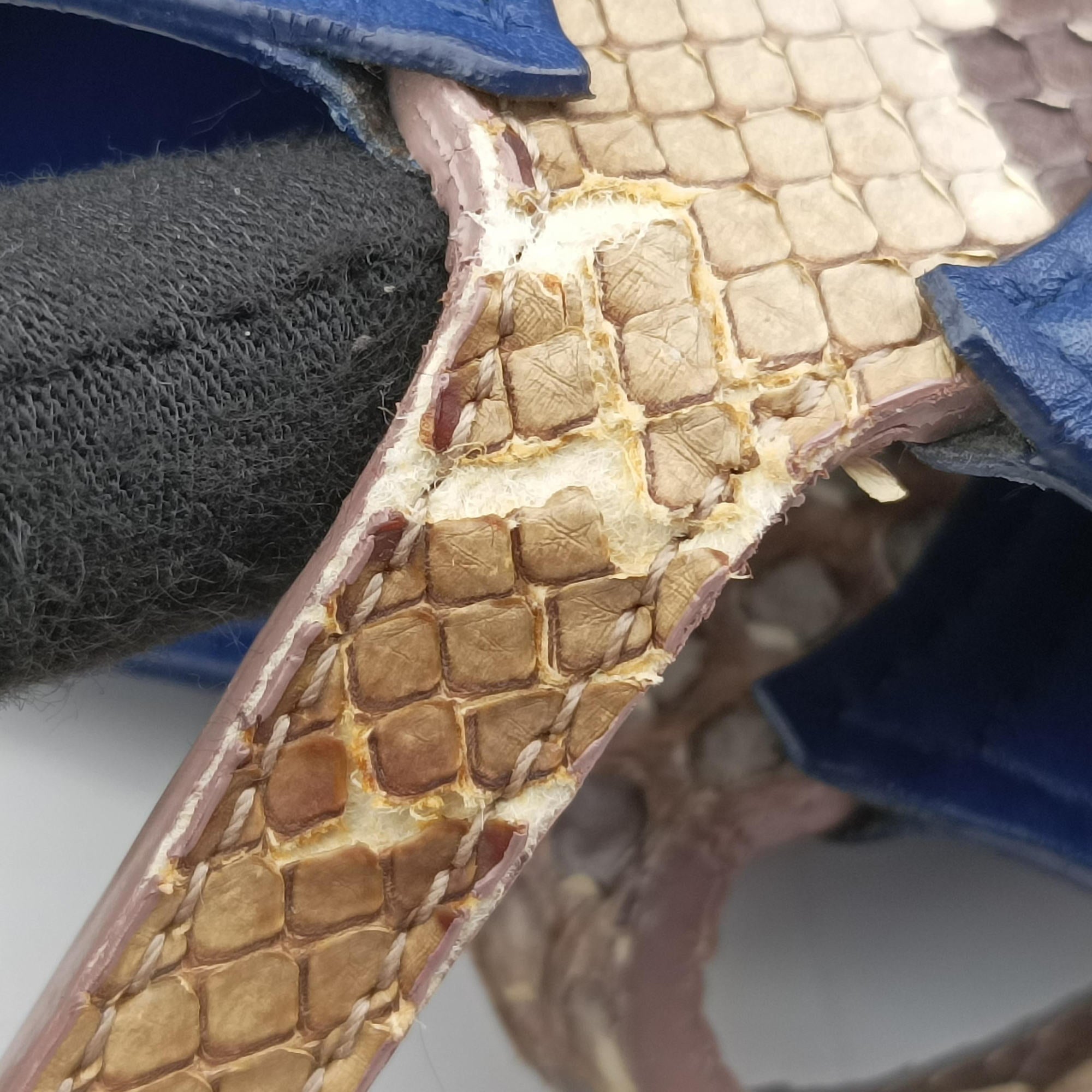 Pre-owned Christian Dior Addict Blue Leather  handbag | stylenewstar