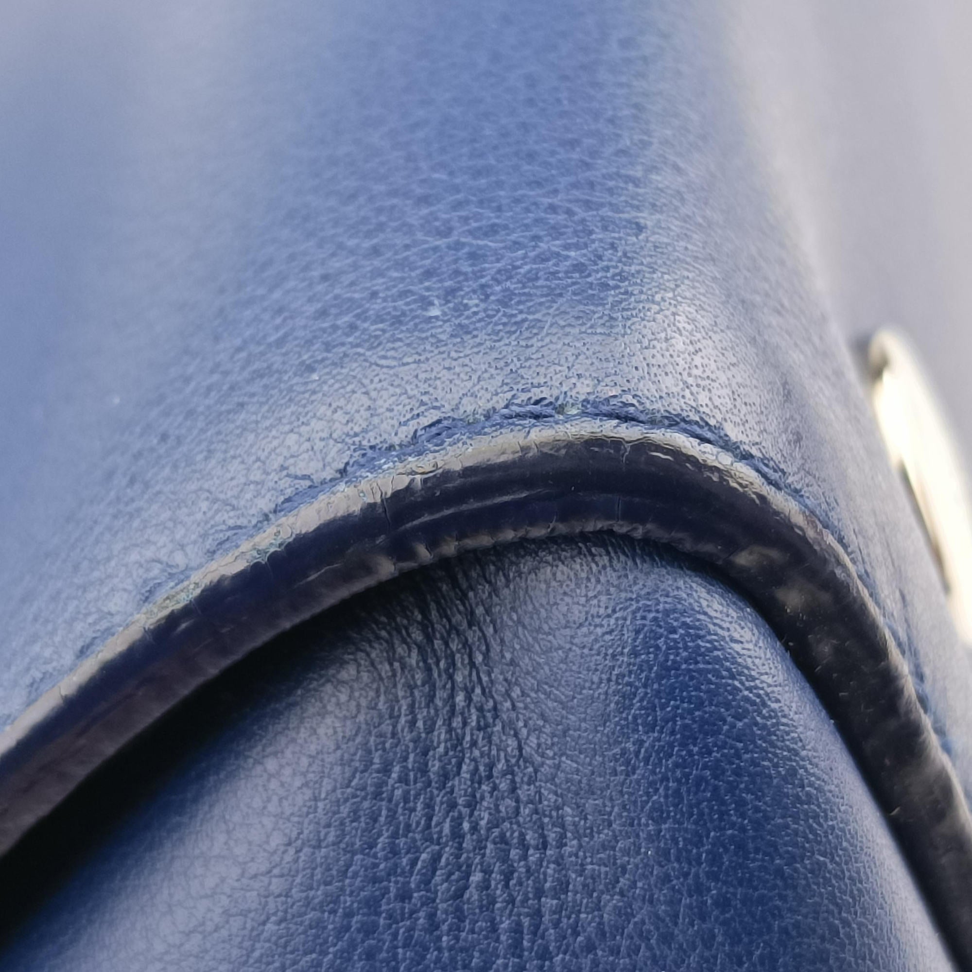 Pre-owned Christian Dior Addict Blue Leather  handbag | stylenewstar