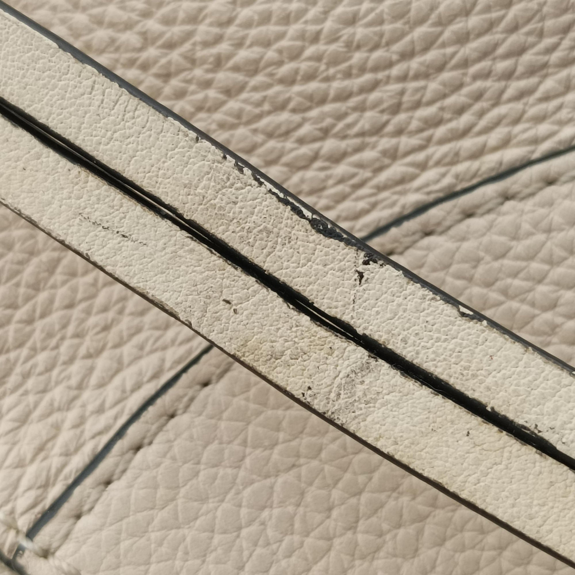 Secondhand Loewe Hammock Beige Leather  handbag | stylenewstar