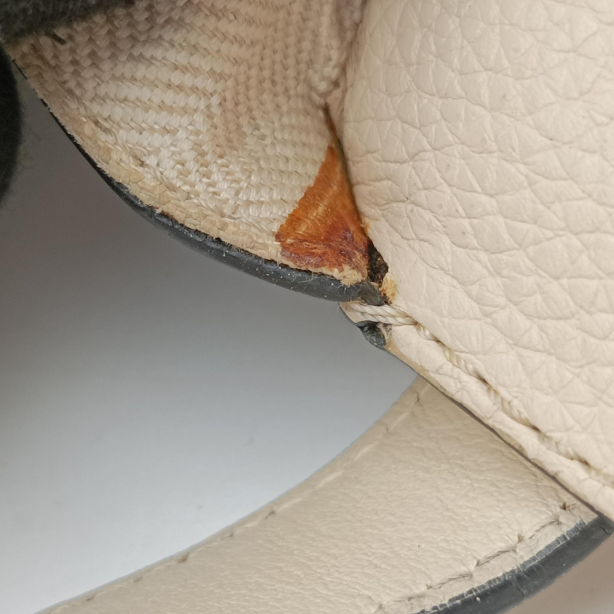 Secondhand Loewe Hammock Beige Leather  handbag | stylenewstar