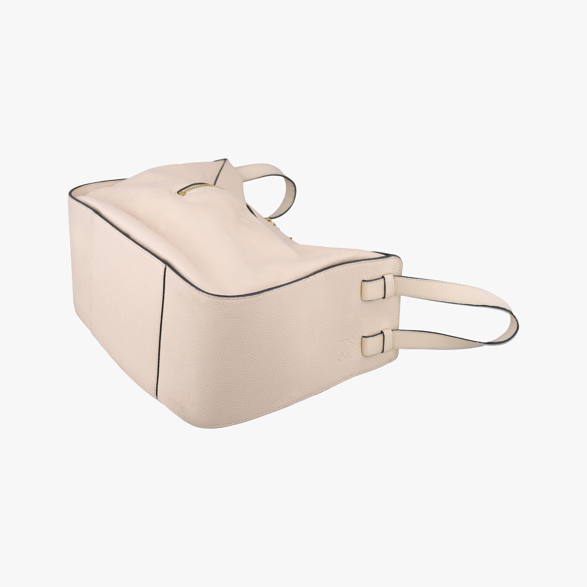 Secondhand Loewe Hammock Beige Leather  handbag | stylenewstar