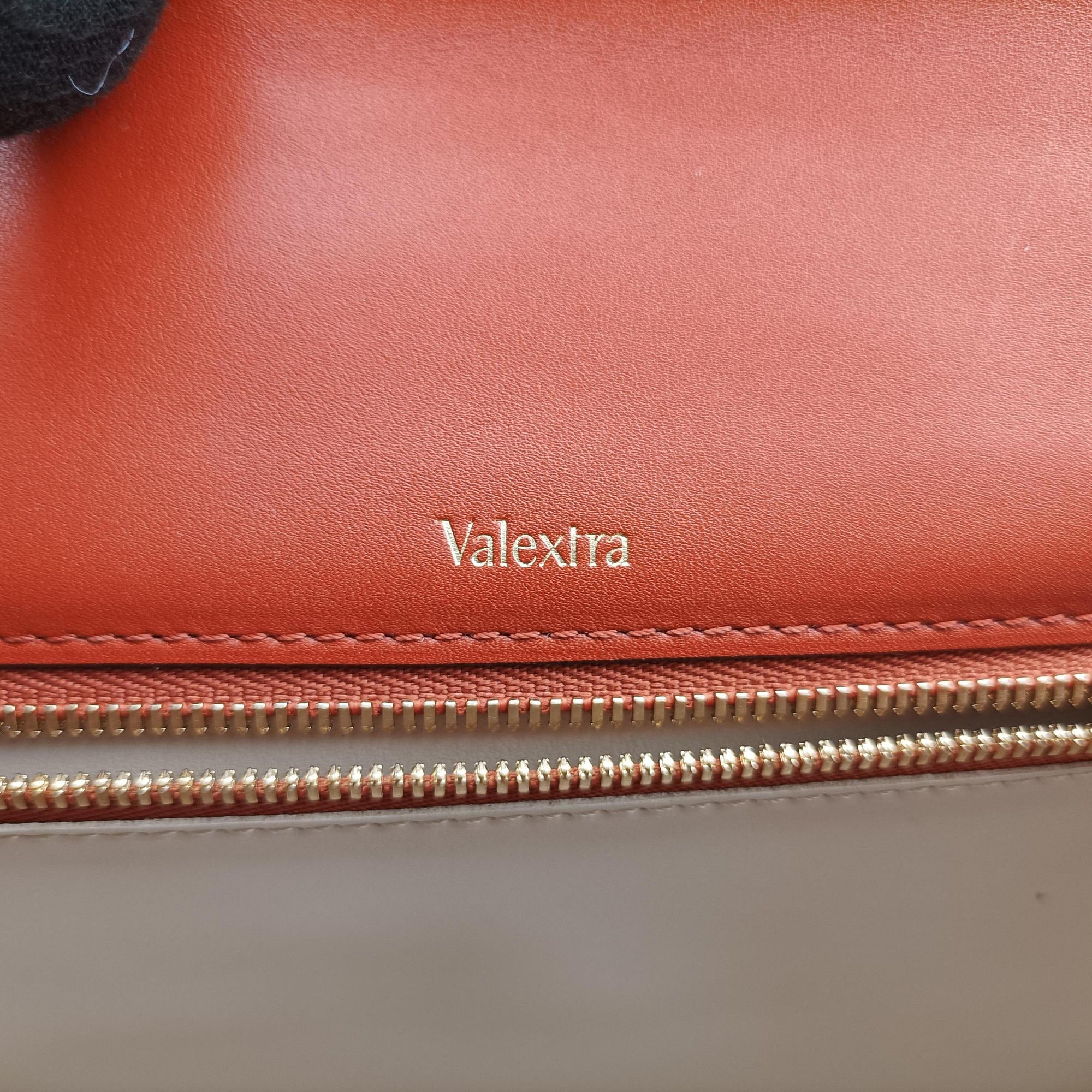 Secondhand Valextra Iside orange brown Calf Leather  shoulderbag | stylenewstar