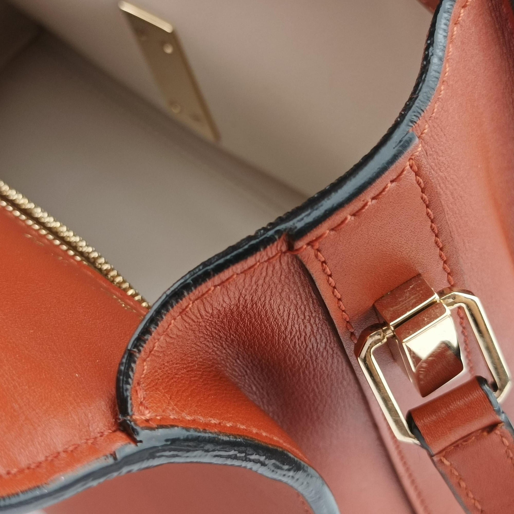Secondhand Valextra Iside orange brown Calf Leather  shoulderbag | stylenewstar