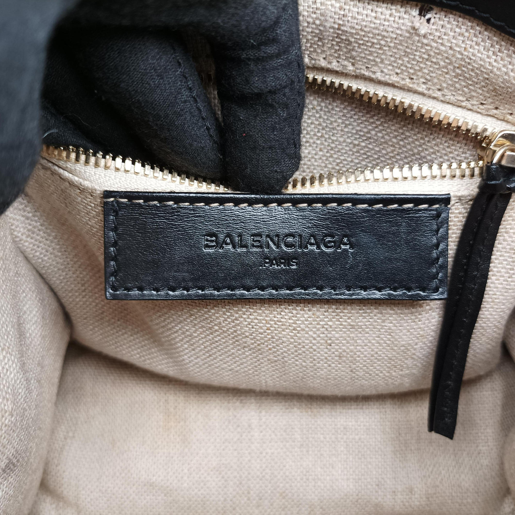 Pre-owned Balenciaga Padlock All Afternoon Black Leather  shoulderbag | stylenewstar