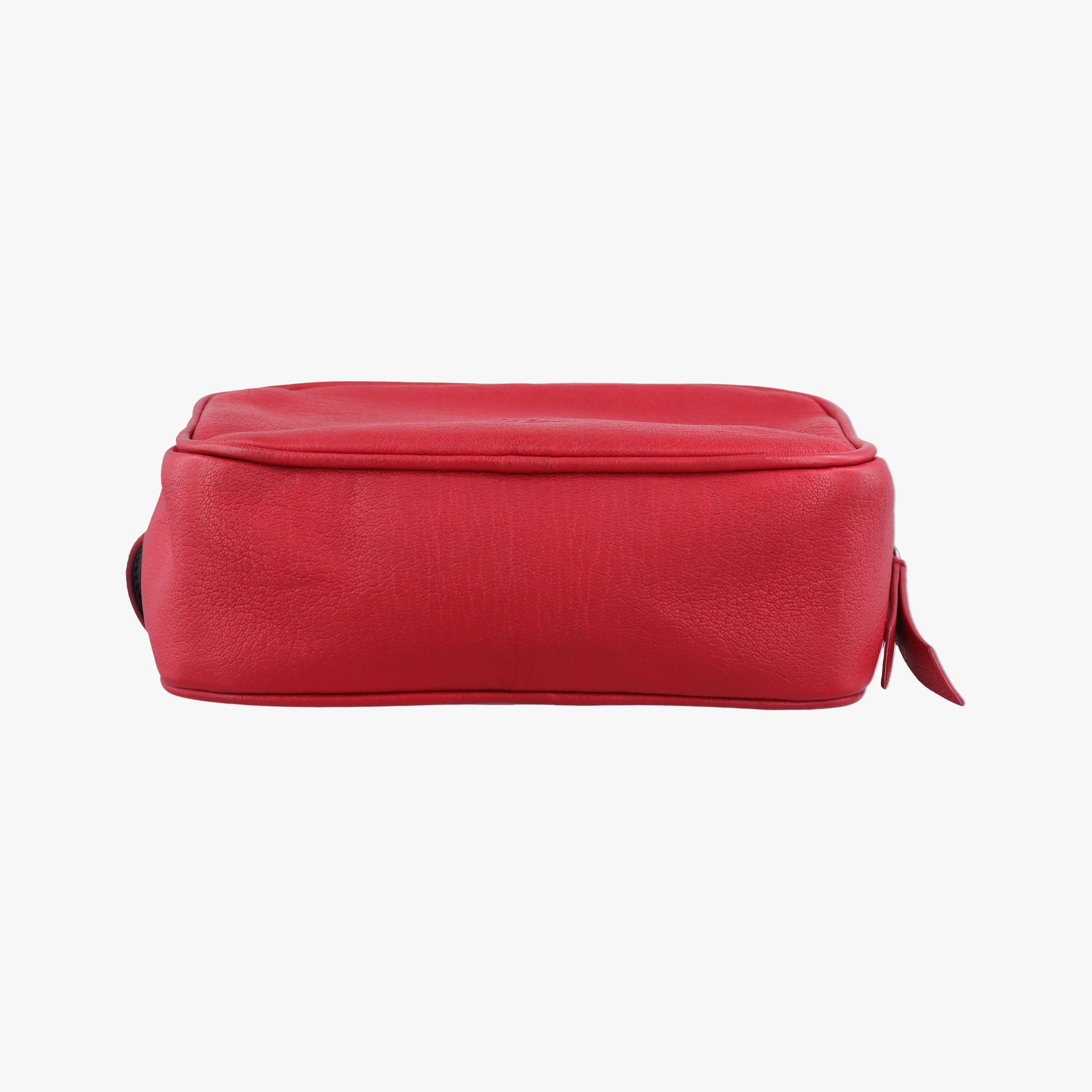 Vintage Yves Saint Laurent Lou camera Red Leather 527096 shoulderbag | stylenewstar