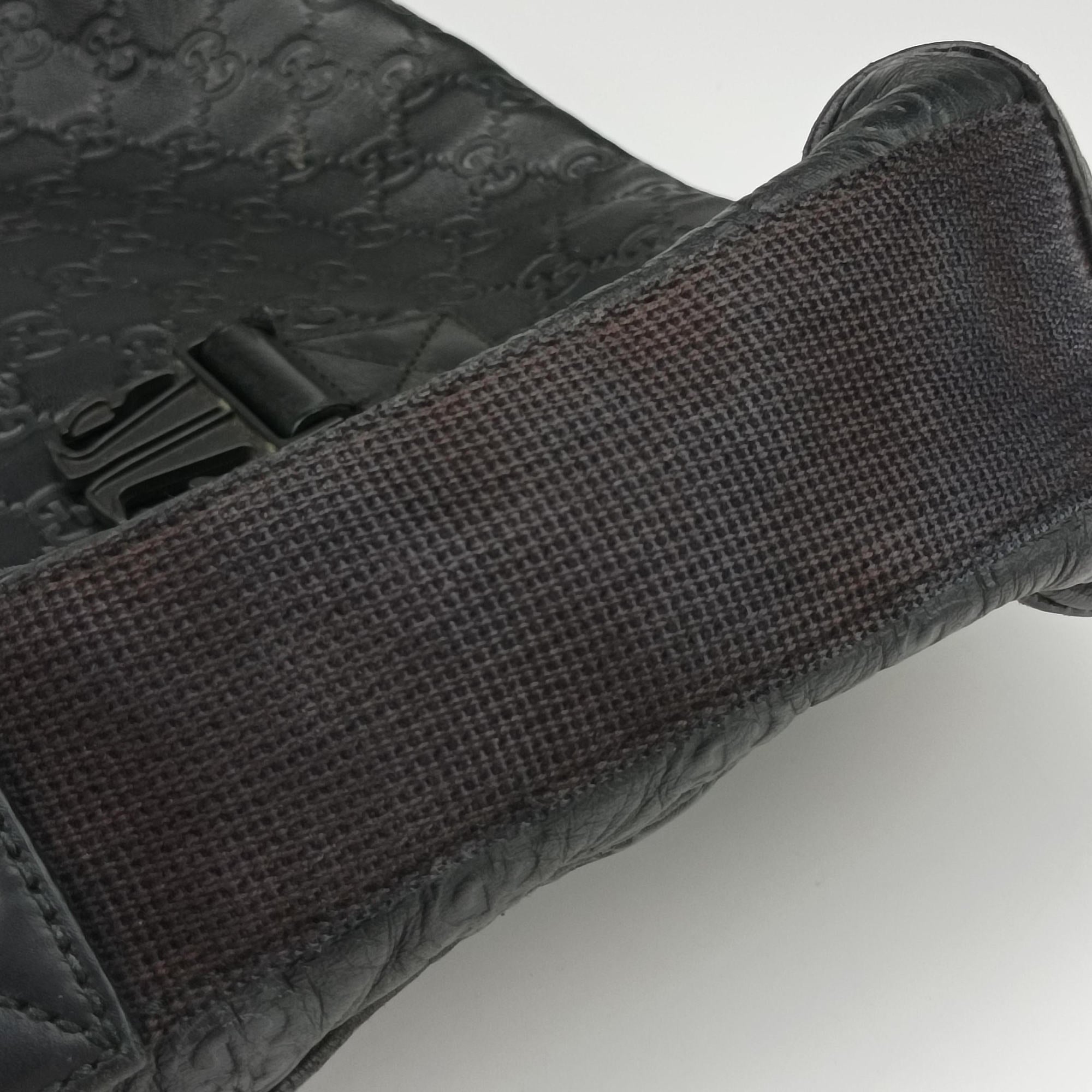 Pre-owned Gucci Guccissima Rubber Messenger Black Leather 246067 shoulderbag | stylenewstar