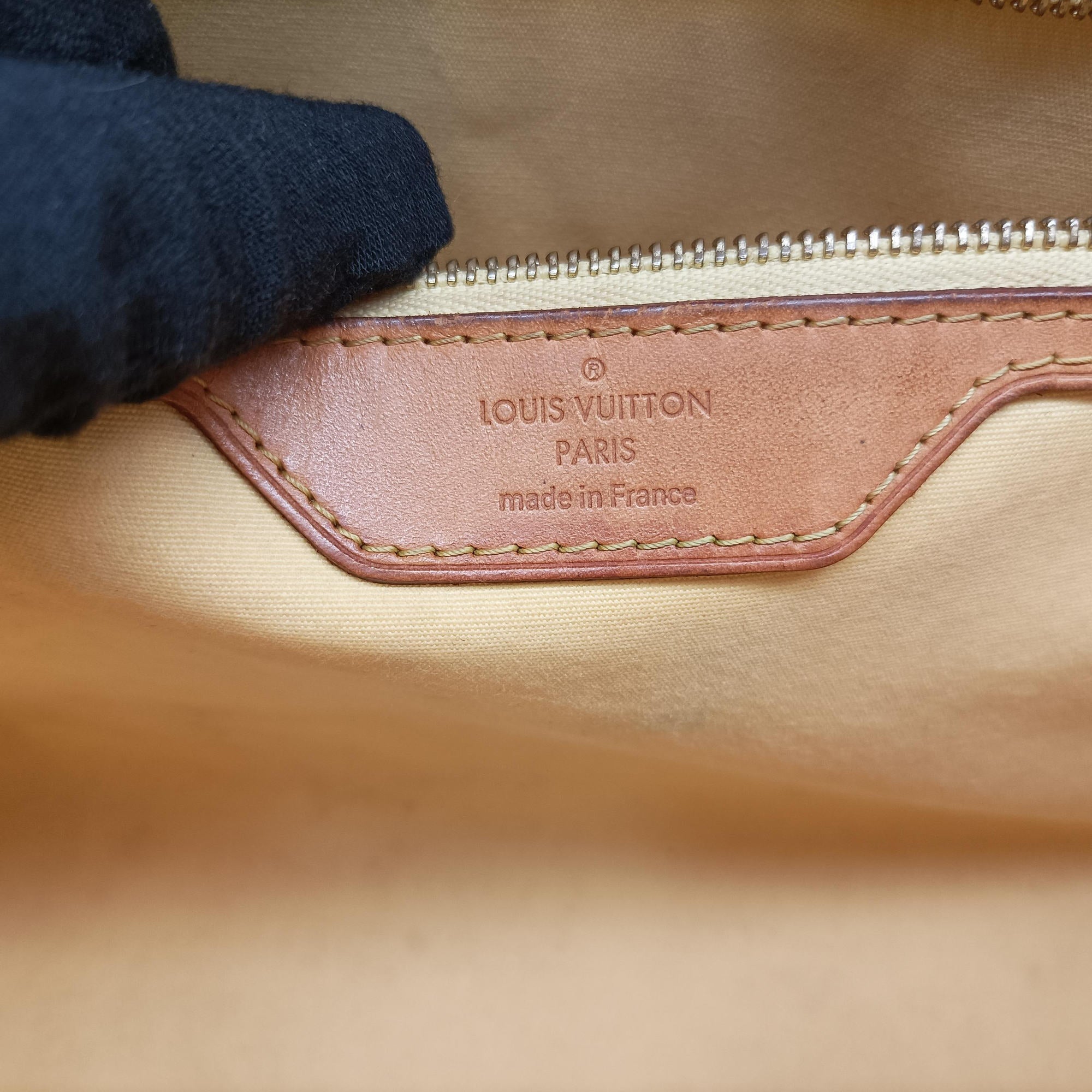 Pre-owned Louis Vuitton Brea MM Dunne Vernis M90180 shoulderbag | stylenewstar