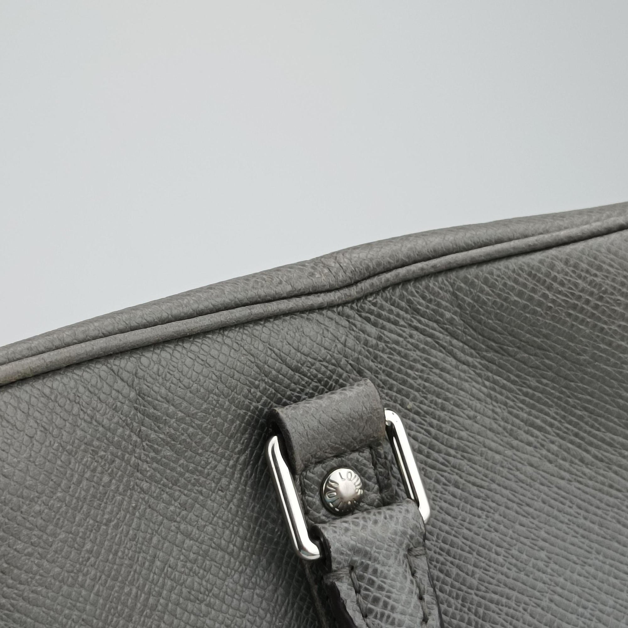 Pre-owned Louis Vuitton Port Document Voyage PM Glacier Taiga M30640 handbag | stylenewstar
