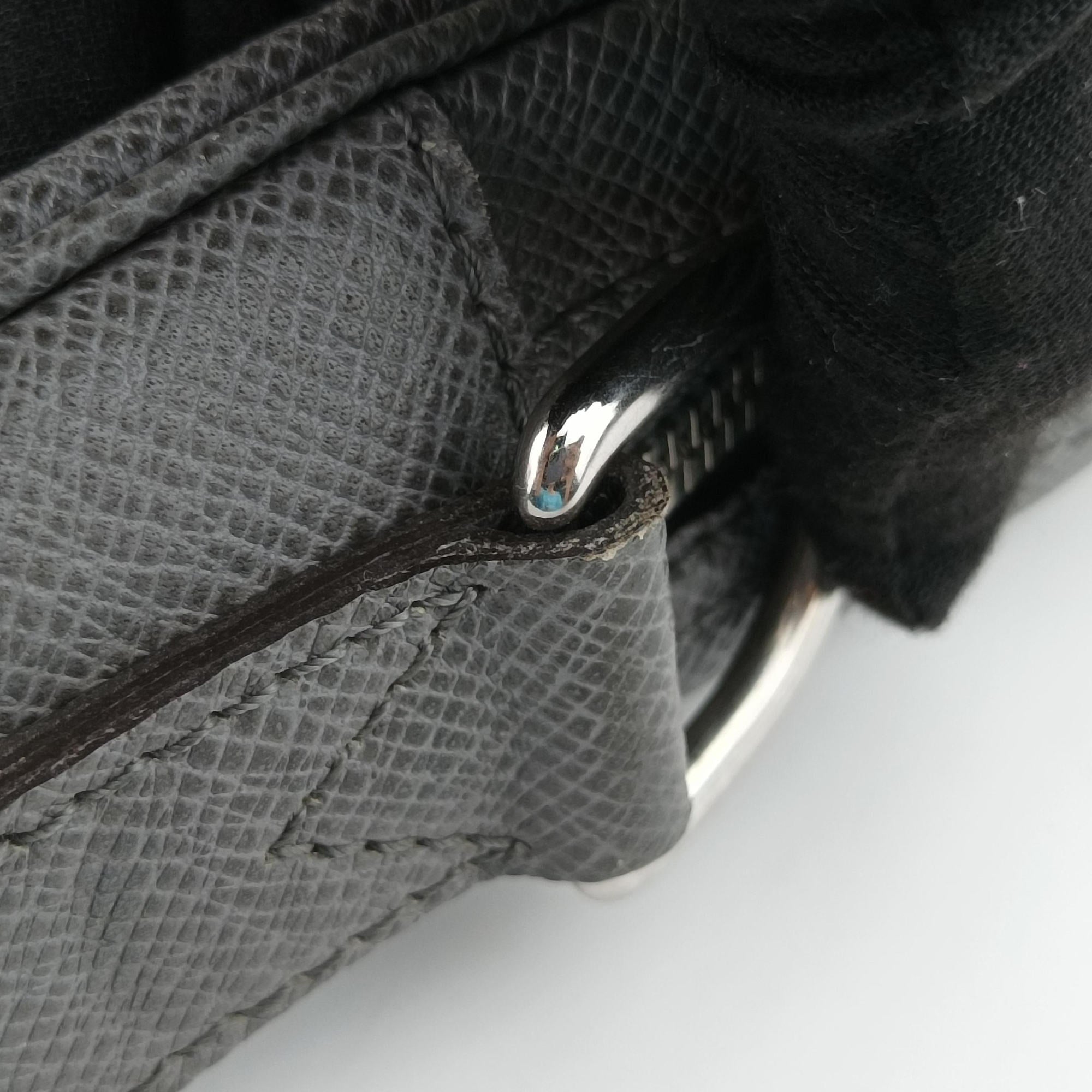 Pre-owned Louis Vuitton Port Document Voyage PM Glacier Taiga M30640 handbag | stylenewstar