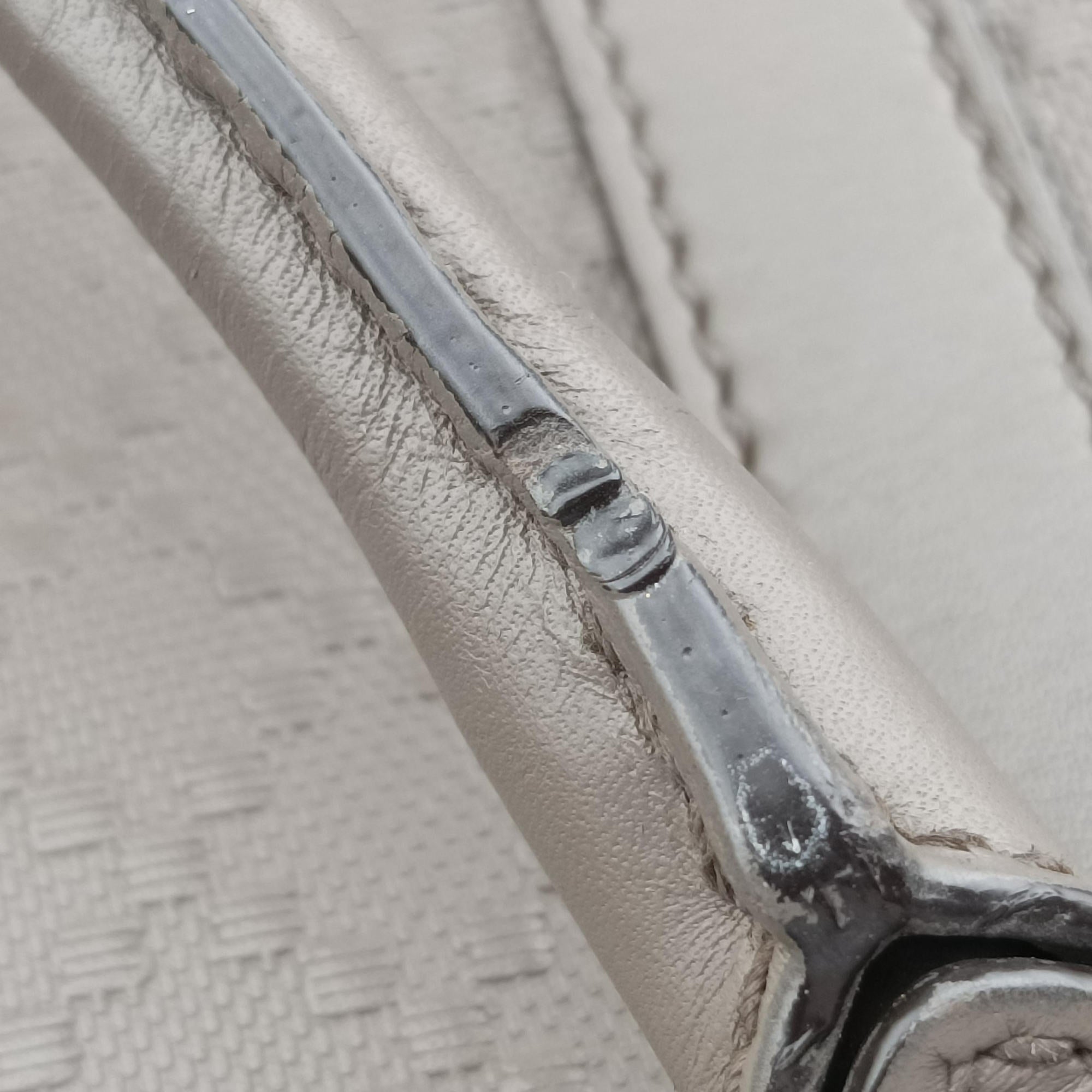 Vintage Gucci Diamante Grey Leather 208463 handbag | stylenewstar