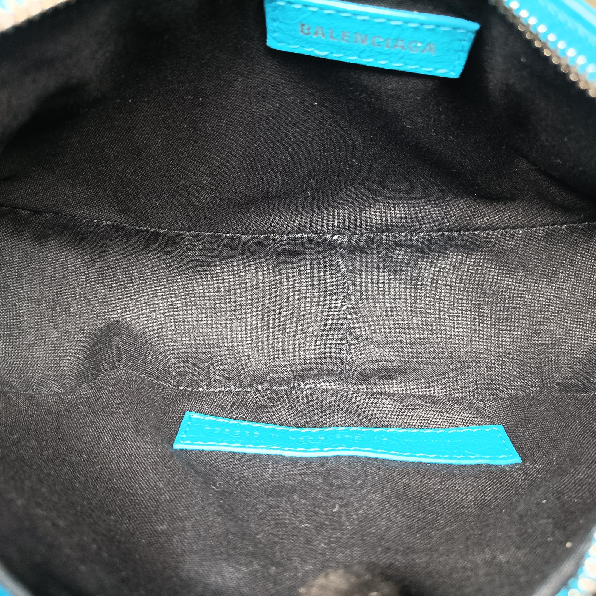 Vintage Balenciaga Le Cagole Blue Leather  shoulderbag | stylenewstar