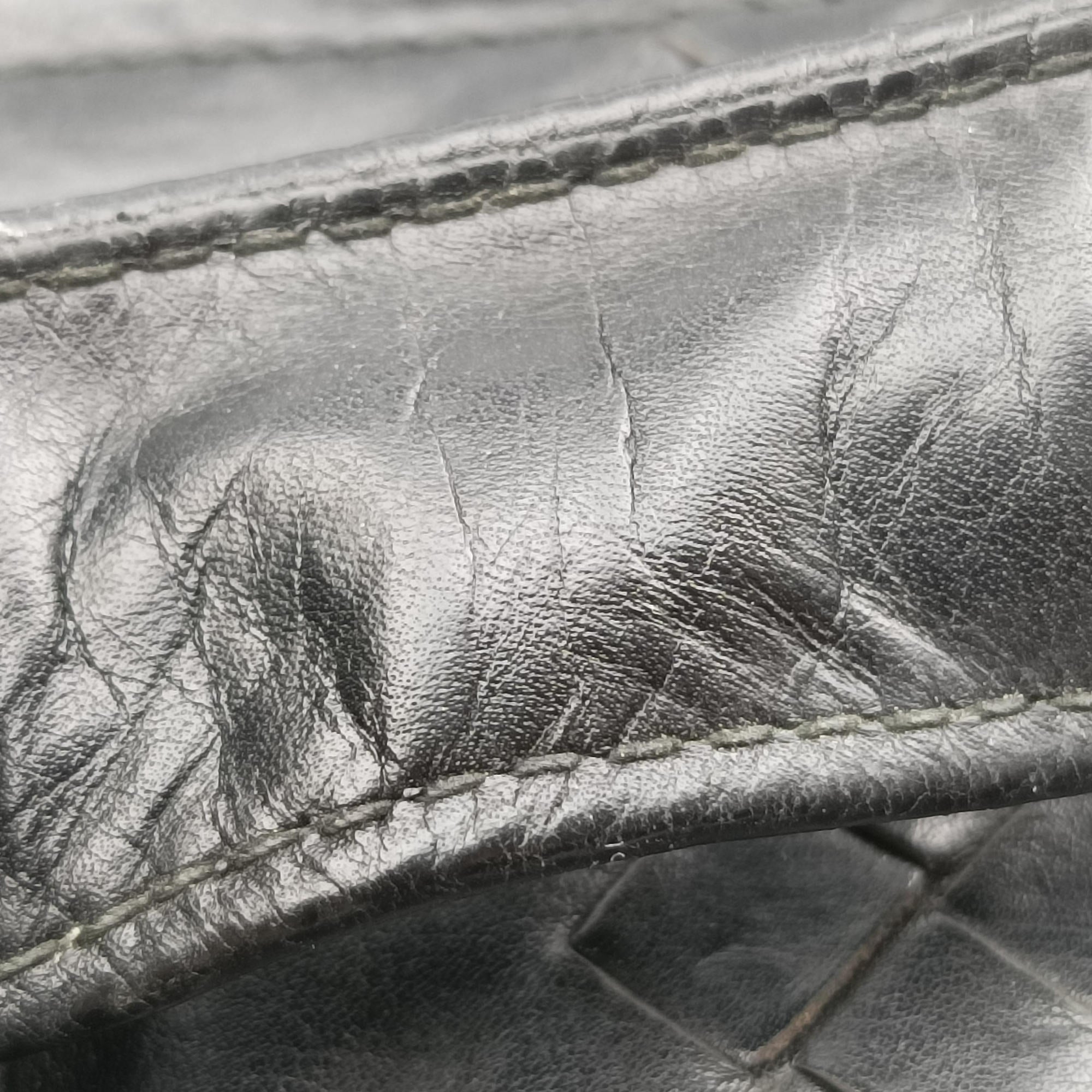 Vintage Bottega Veneta Intrecciato Black lambskin  handbag | stylenewstar