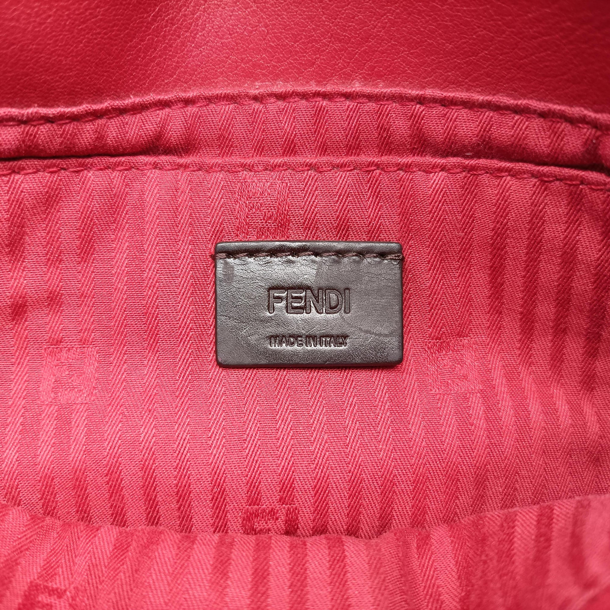 Vintage Fendi Fendista Pochette Red Leather 8M0276 shoulderbag | stylenewstar